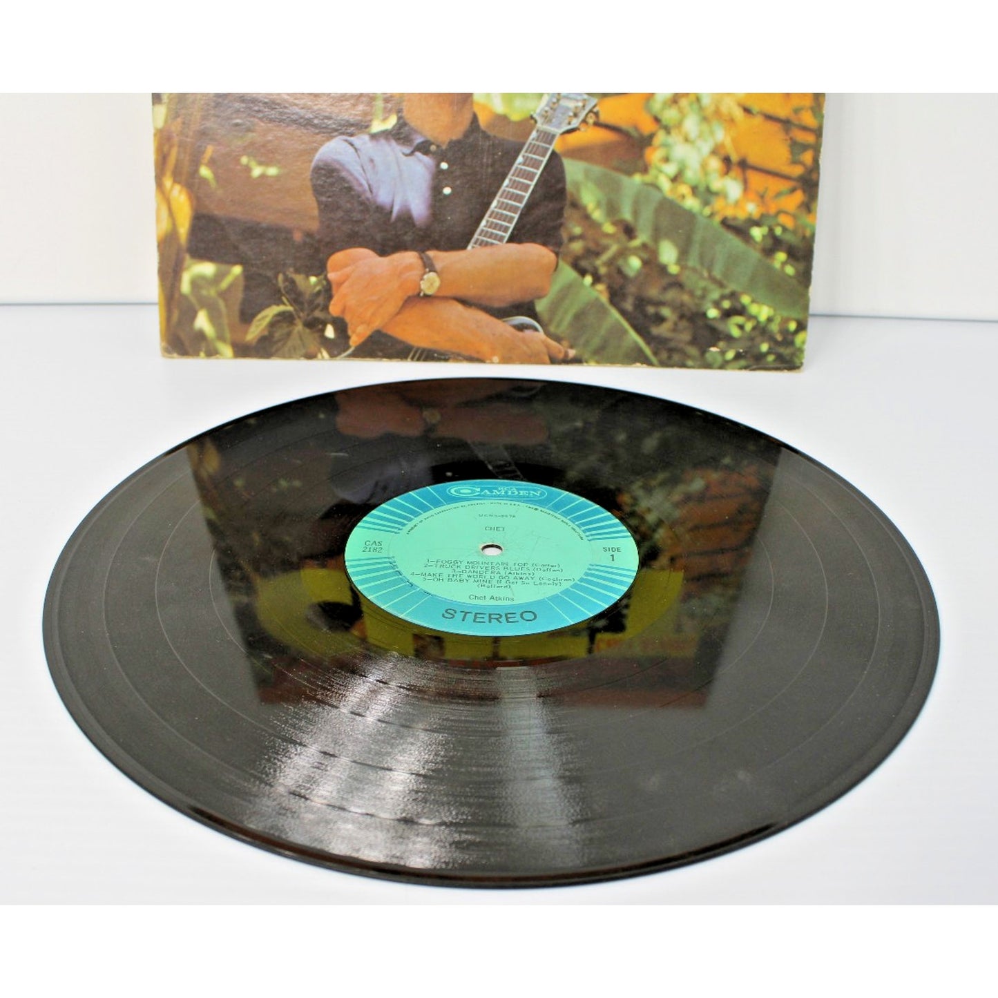 Chet Atkins- Chet, 1967 33 RPM Stereo Vinyl Record RCA/Camden CAS-2182, VG