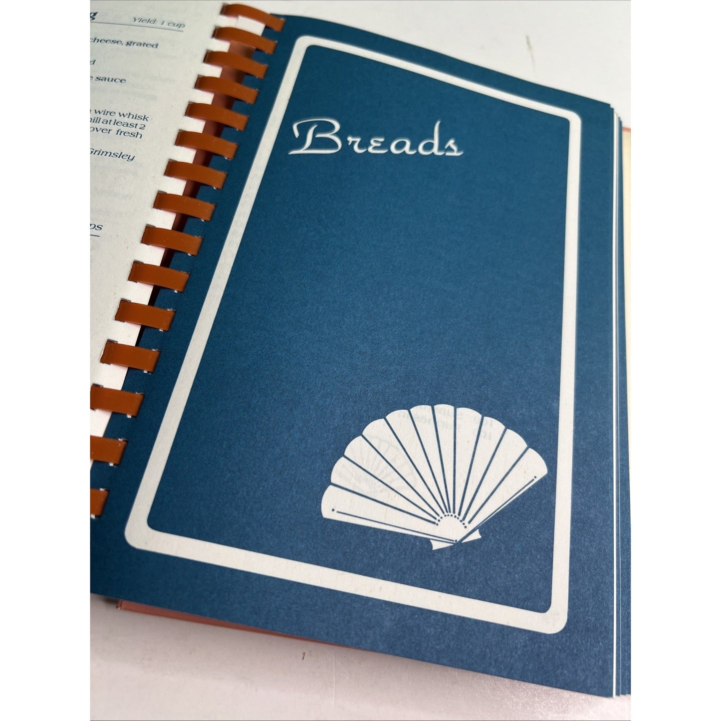 Sugar Beach Cookbook The Junior League of Fort Walton Beach Florida 1984 HC
