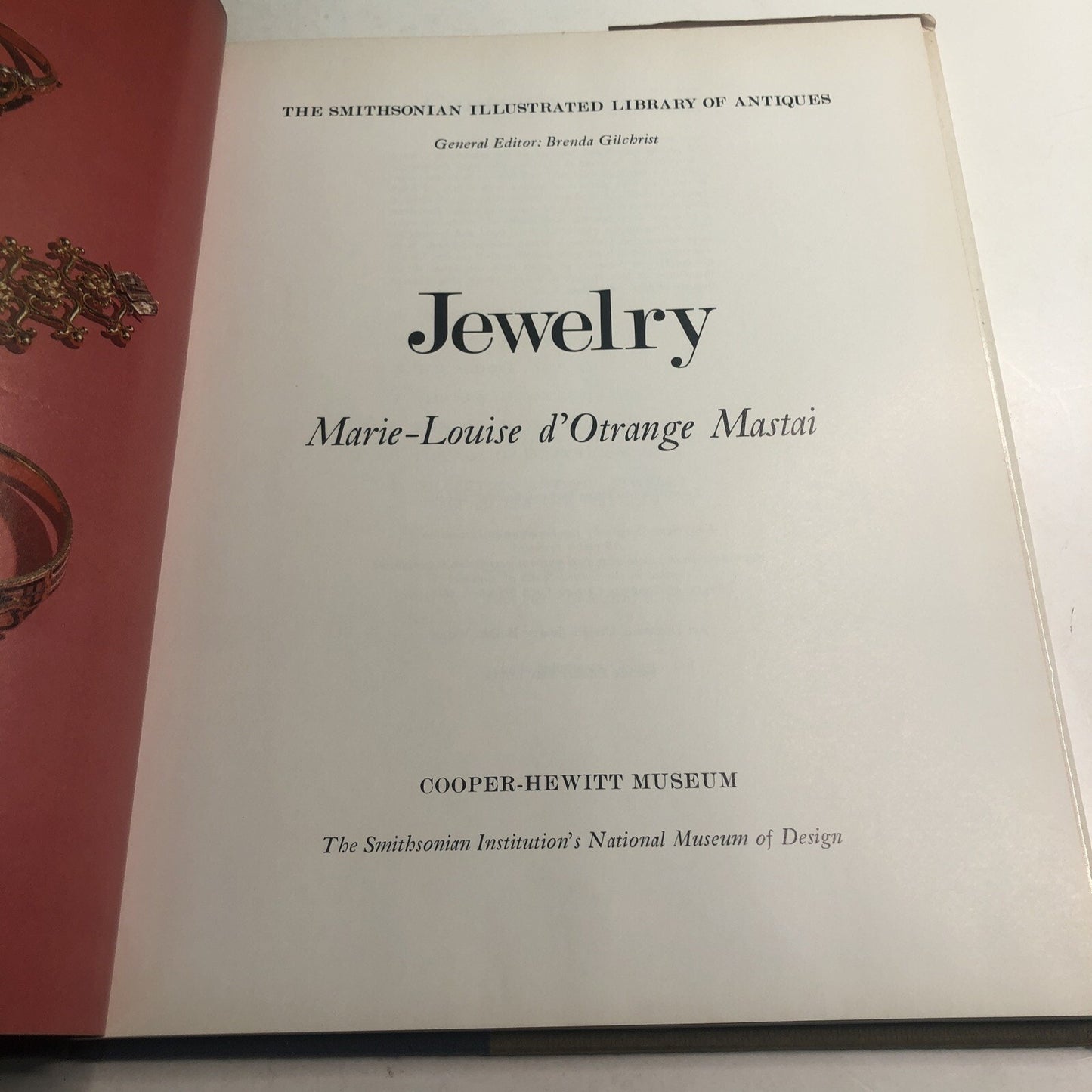 JEWELRY The Smithsonian Illustrated Library Of Antiques 1981 HC DJ Illustrated