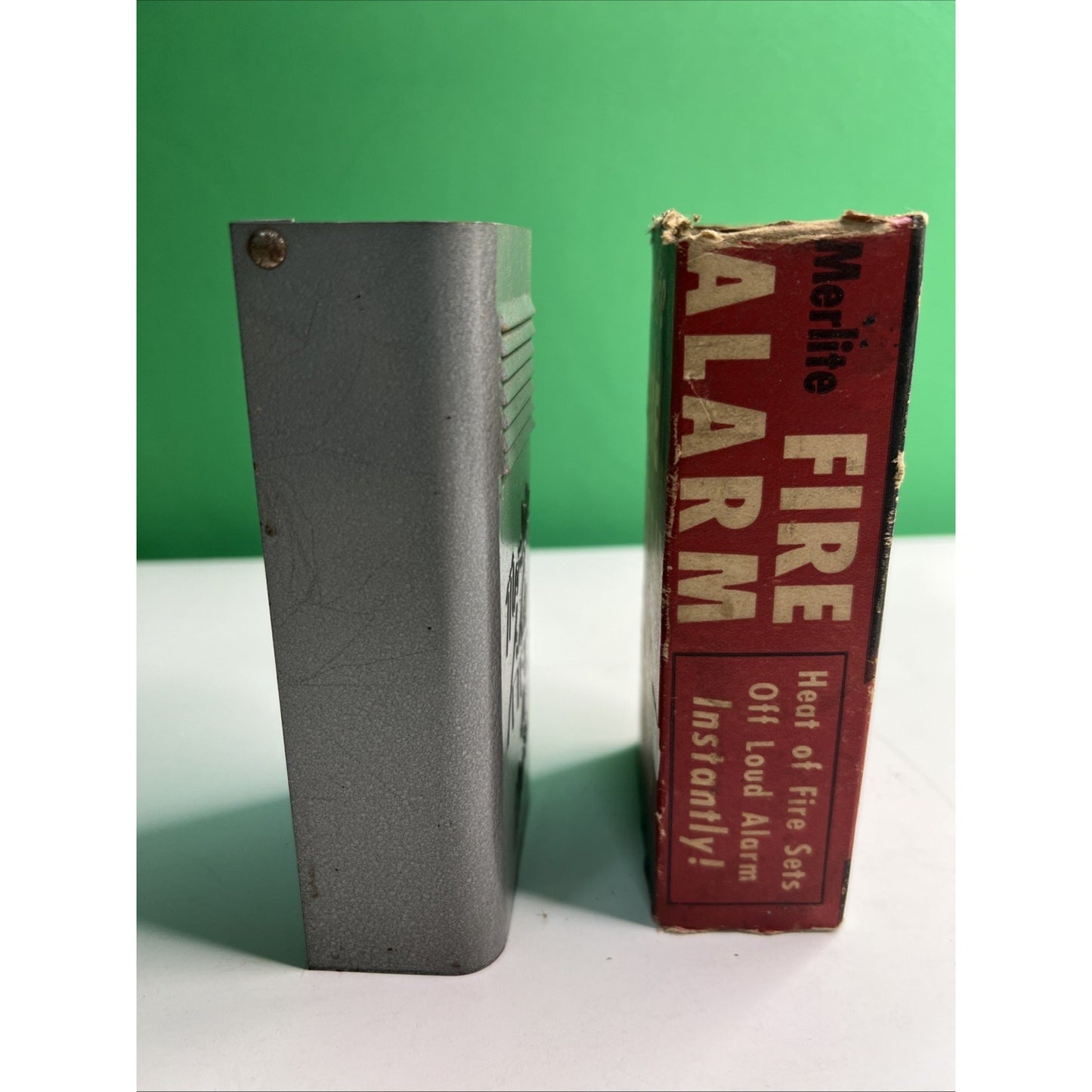 Merlite Fire Alarm No Wiring Hang Anywhere Vintage Silver Open Box