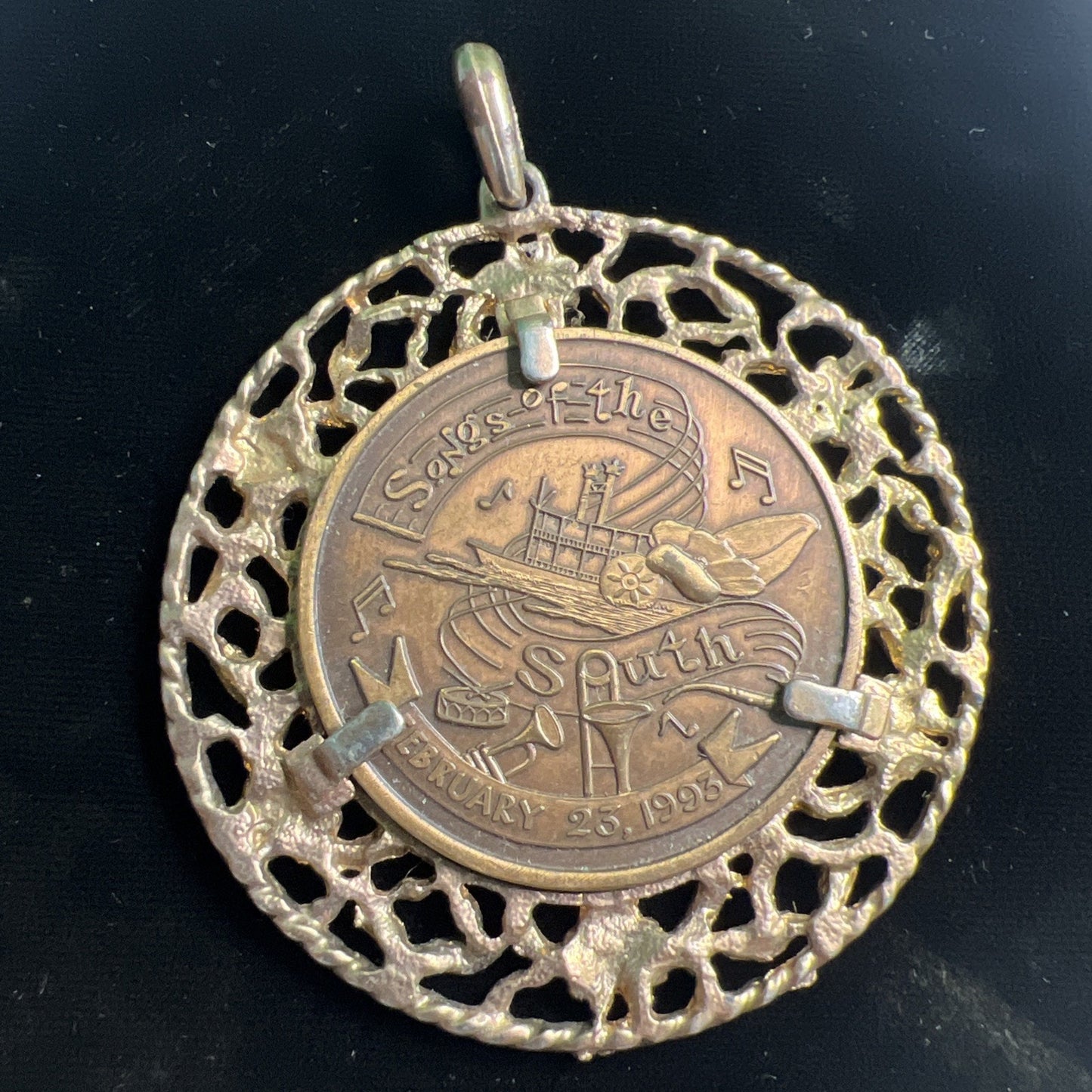 1993 Order Of Athena Dubloon Coin Pendant Mardi Gras Songs Of The South Theme