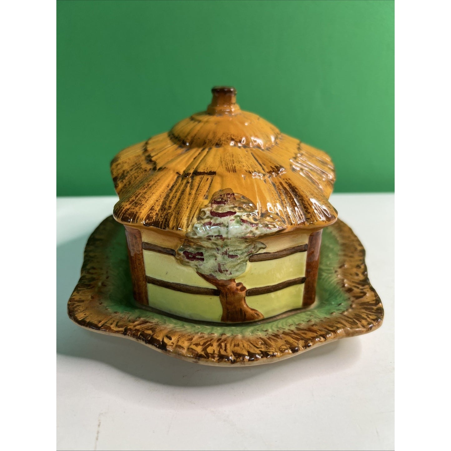 J Shaw & Sons Burlington Ware England "Devon Cobb" Cottage Butter Dish w/Lid
