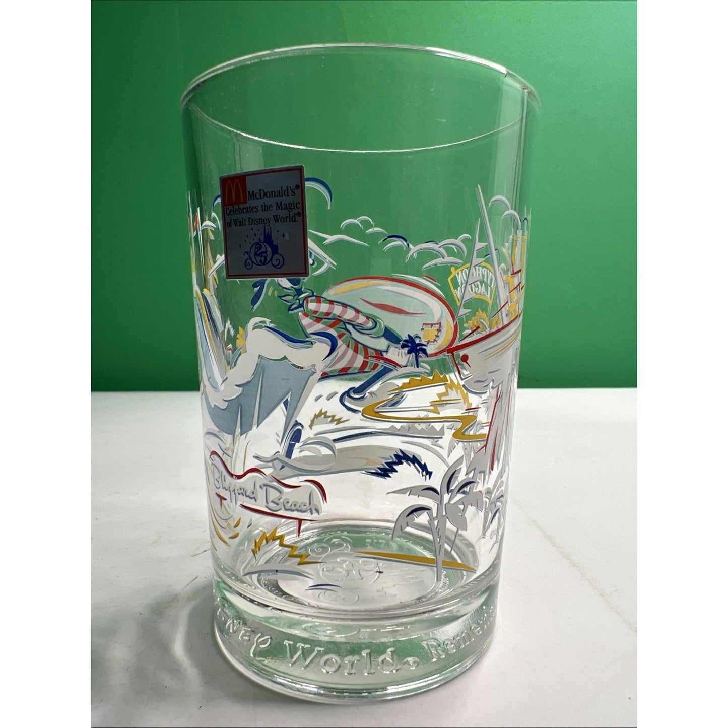 Walt Disney World 25th Anniversary McDonald's Tumbler Goofy Typhoon Lagoon