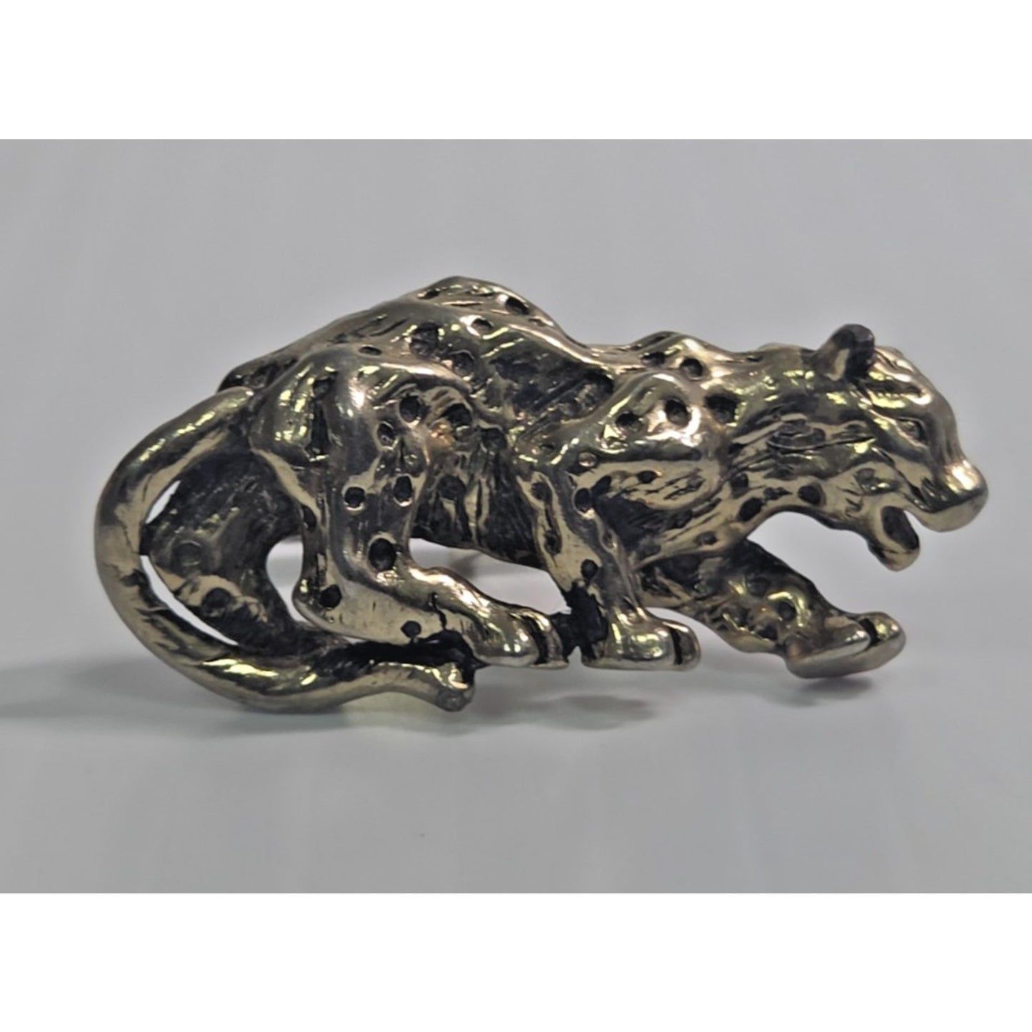 Vintage Signed SWANK Goldtone Leopard Cufflinks 1.5"W High-Relief Artisan Design