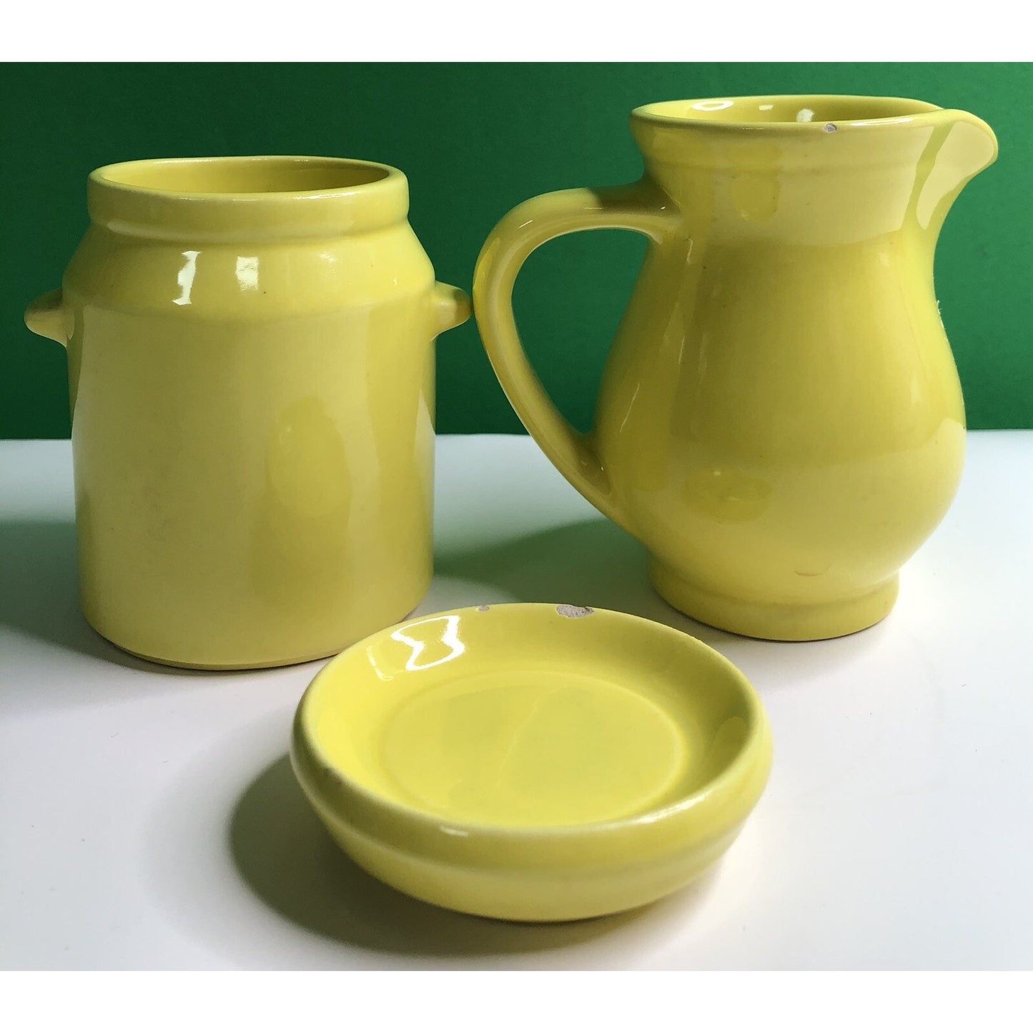 MCM HYALYN USA POTTERY Pair SUGAR With LID #907 & CREAMER #906 Fruits & Berries