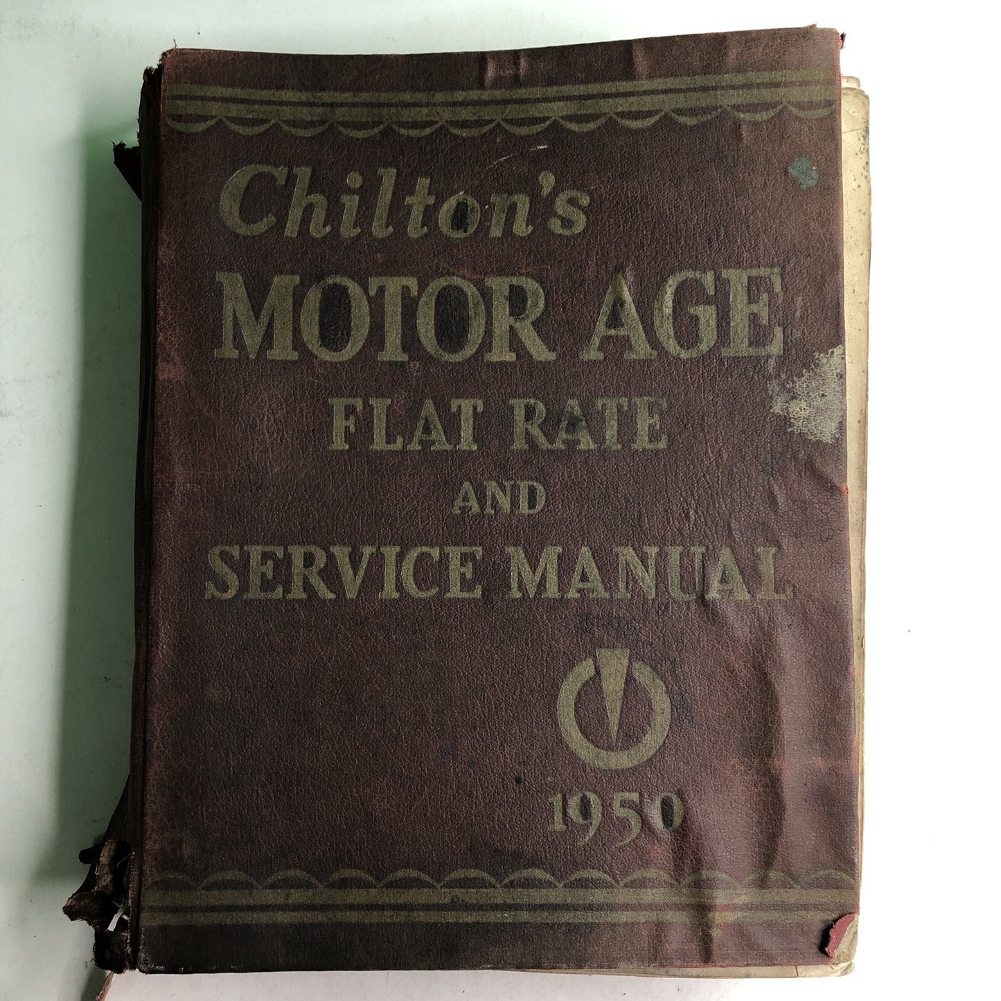 VINTAGE CHILTON’S MOTOR AGE FLAT RATE and SERVICE MANUAL 1950 HARDBACK USED
