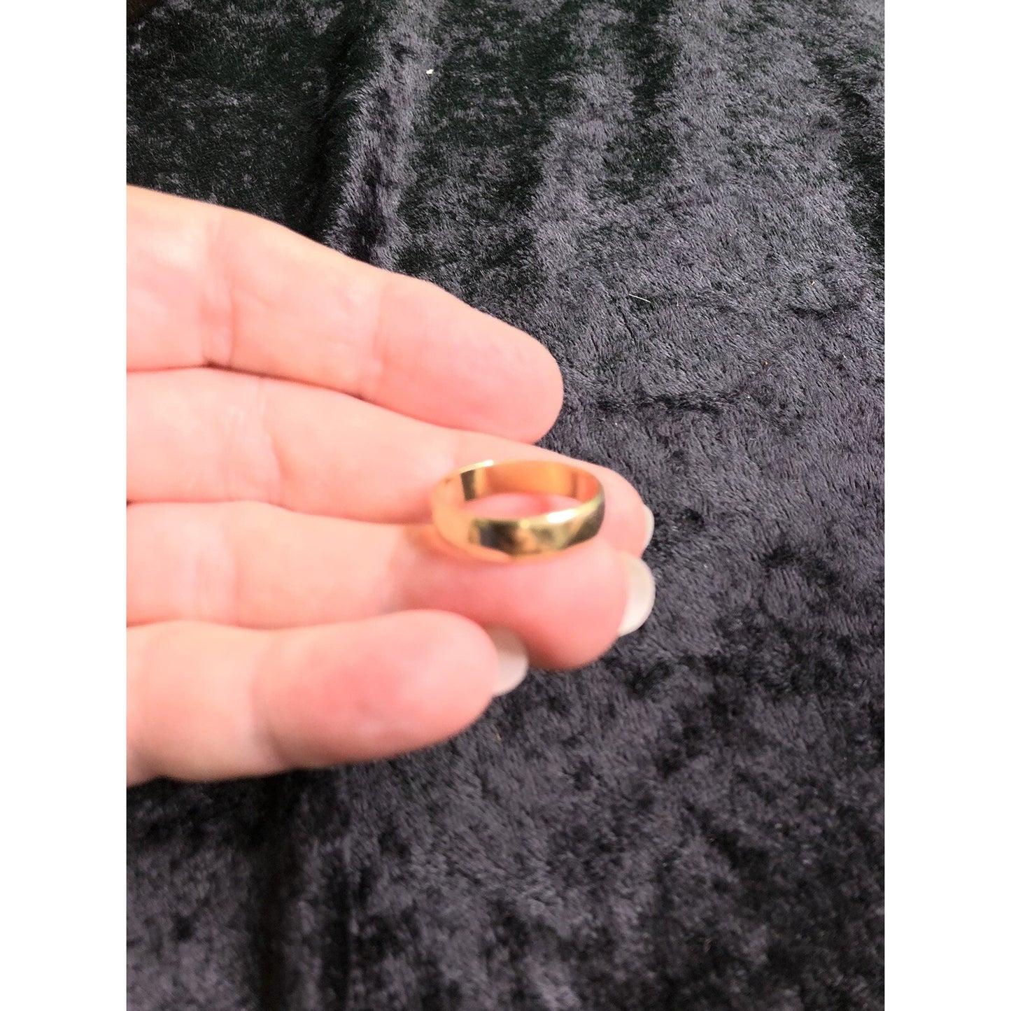 Vintage Yellow Gold Band 3 Grams Size 5.5