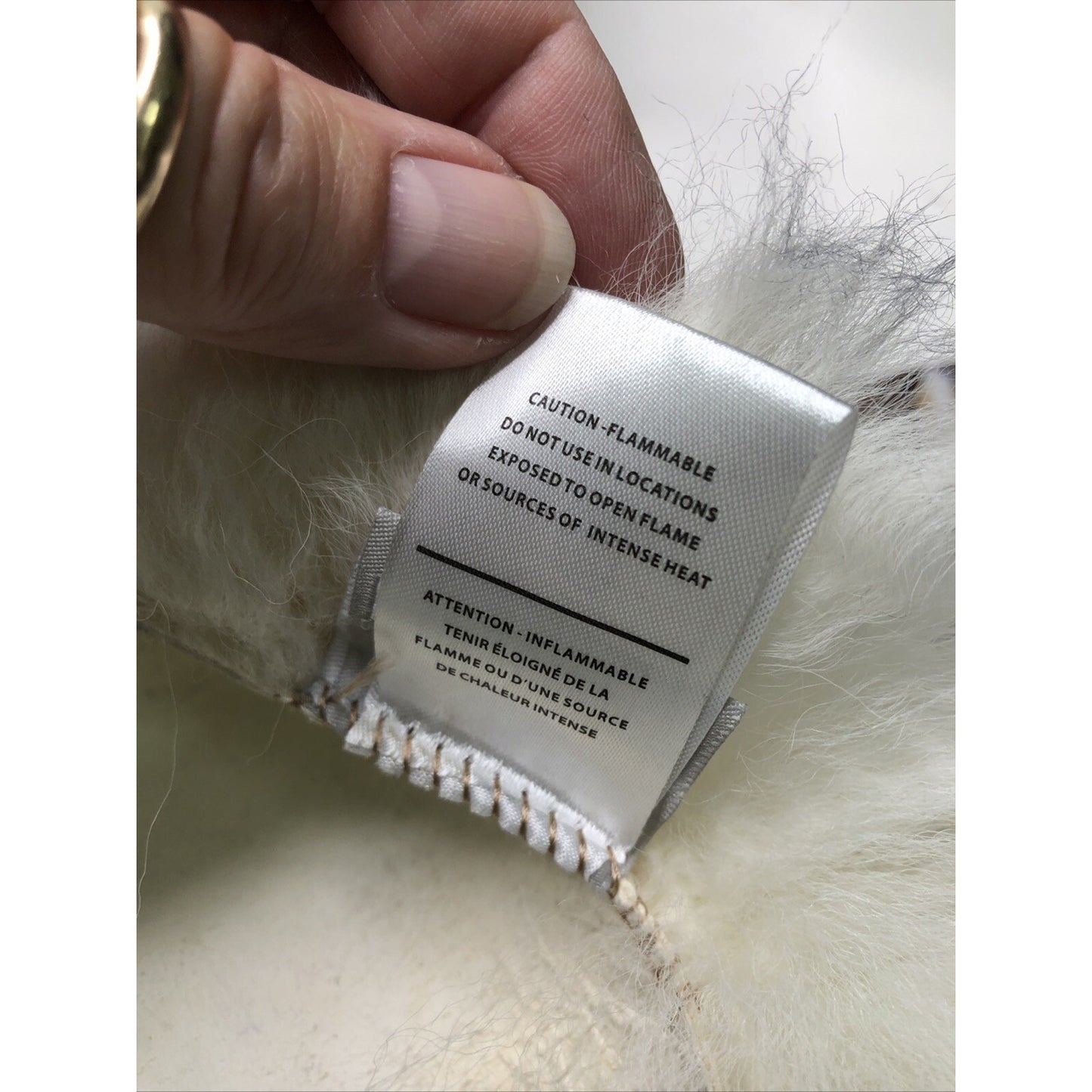 Natural Brand Sheepskin From Australia New Zealand 38” x 25” Throw Rug NWT