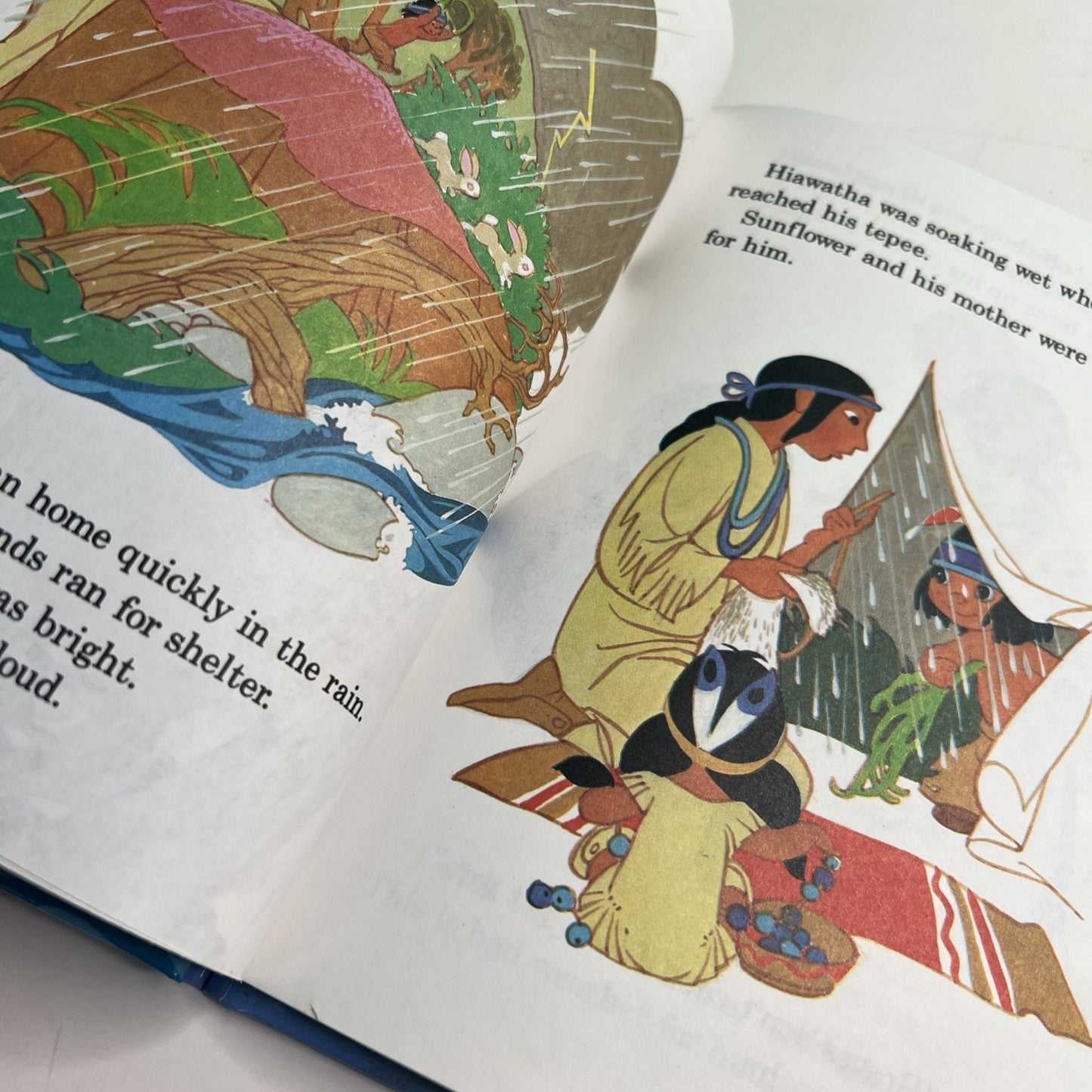 Walt Disney’s Wonderful World Of Reading Hiawatha And The Big Flood 1984 HC