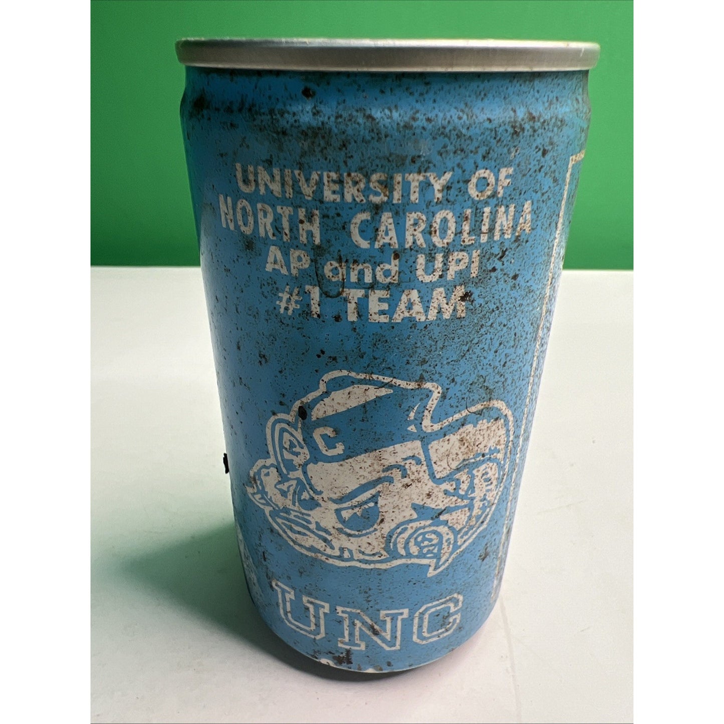 1982 NCAA Champions Tar Heels Carolina Blue Soda Empty Advertising 12oz UNC Can