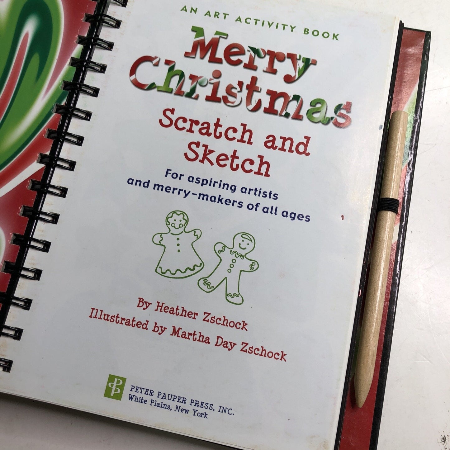 Merry Christmas Scratch and Sketch: An Art Activity Book for Aspiring Artists