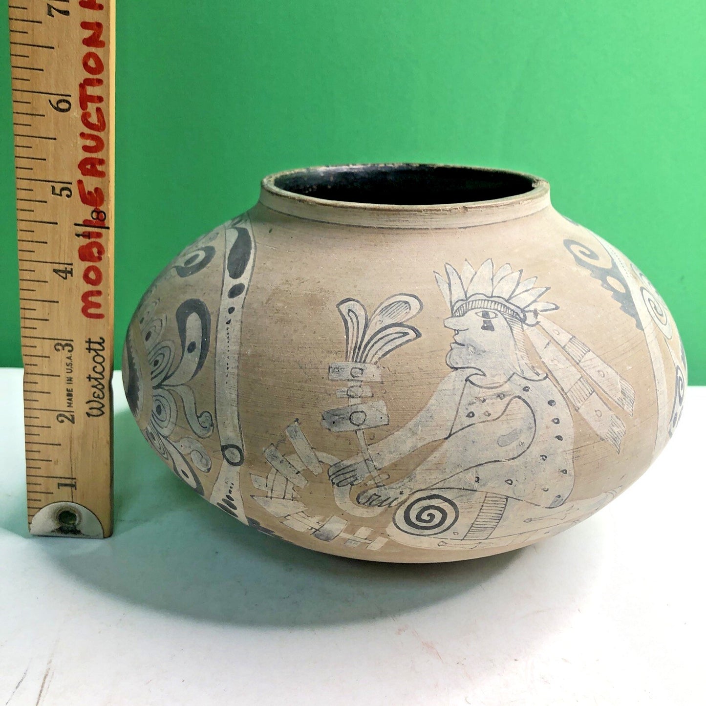 Native American Or Mata Ortiz Style Handpainted Pottery Vase Pot Polychrome