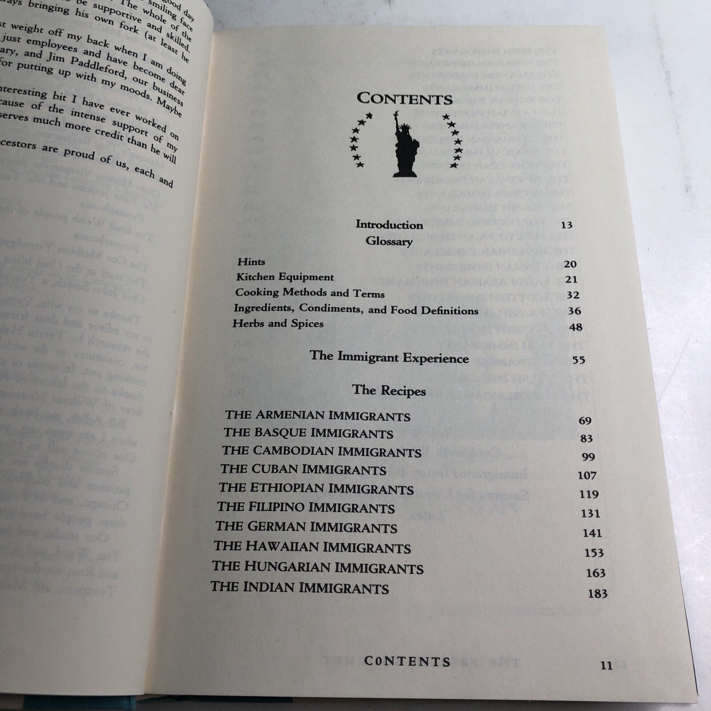 The Frugal Gourmet On Our Immigrant Ancestors By Jeff Smith HC DJ 1990 First Ed.