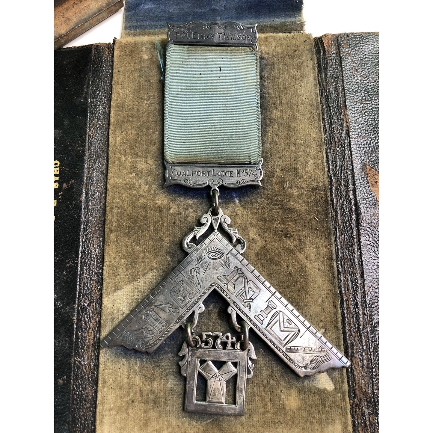 Masonic Past Master Emblem of Office 1947 Coalport Lodge No. 574 Ribbon Bar