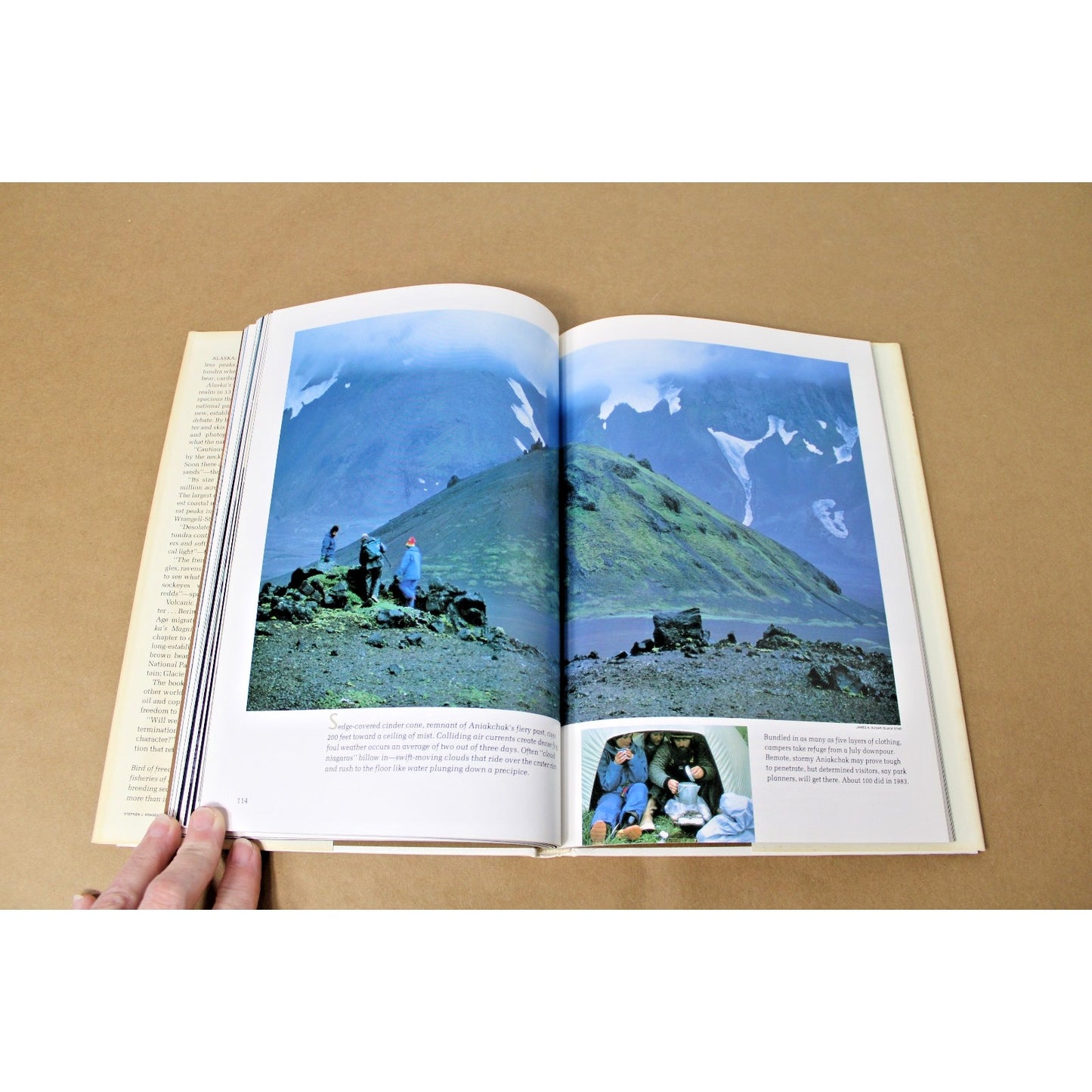 Alaska's Magnificent Parklands (National Geographic), 1984 Hardcover w/ DJ