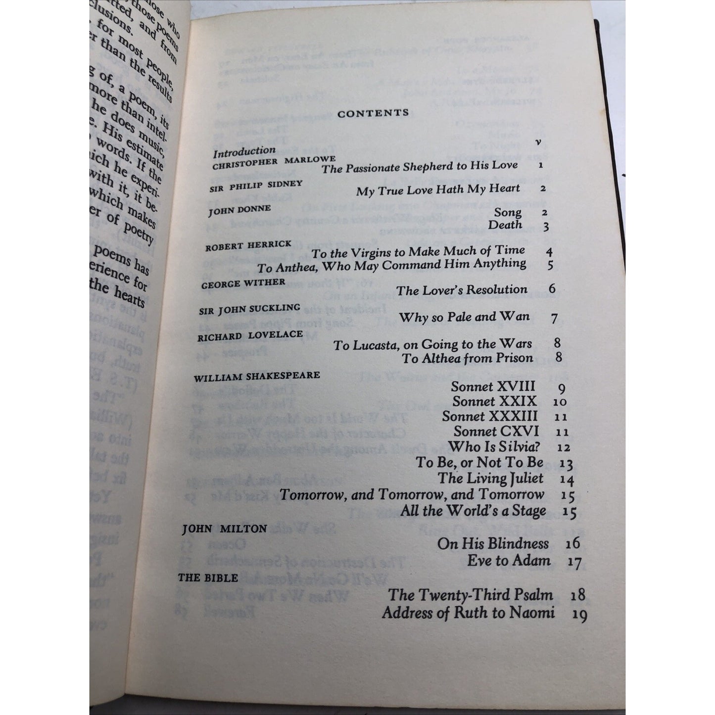 A Treasury of the World's Best Loved Poems Published by Avenel Hardcover