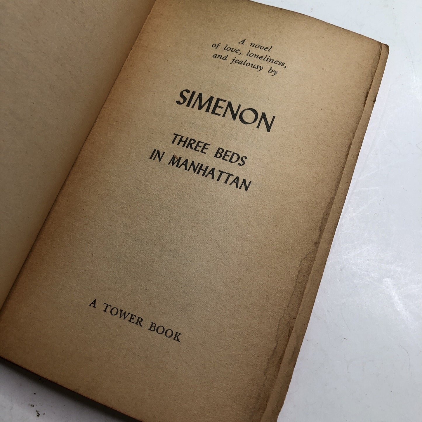 Three Beds in Manhattan By Georges Simenon 1st PB EDITION 1966 Imperfect Complet