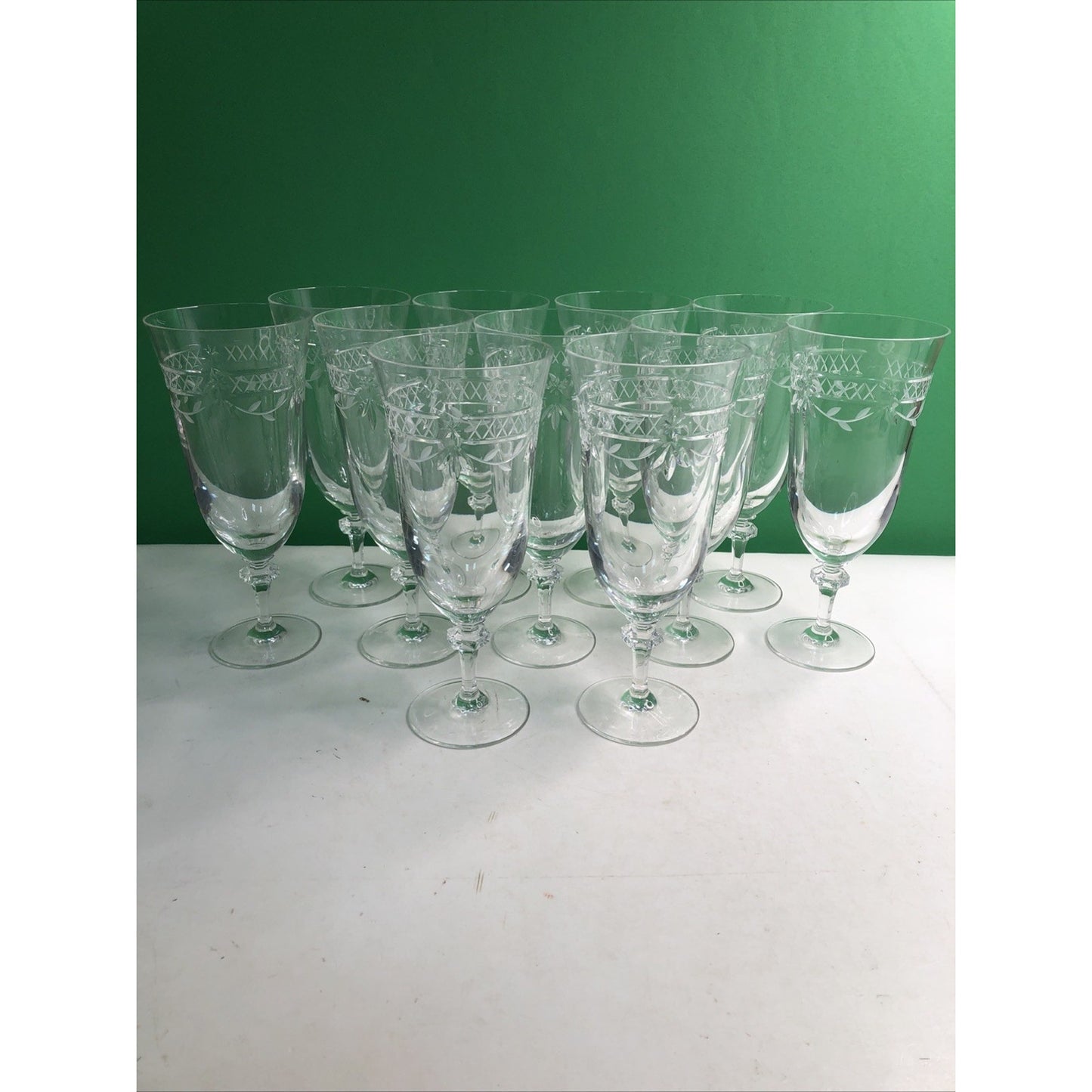 One (1) Royal Doulton Crystal Wellesley Iced Tea Glass 8.25” Tall