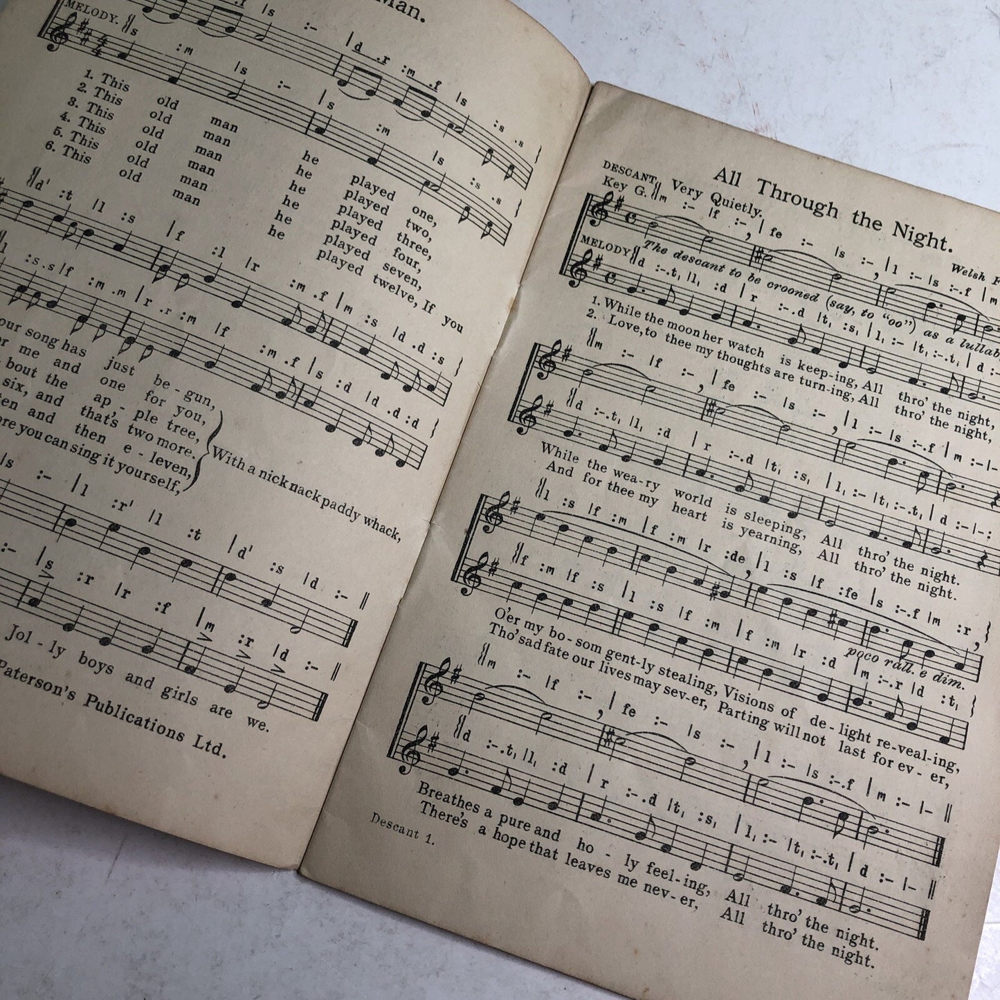 Vintage Easy Descant School Song Book By John Tobin Paterson’s Publications Ltd.