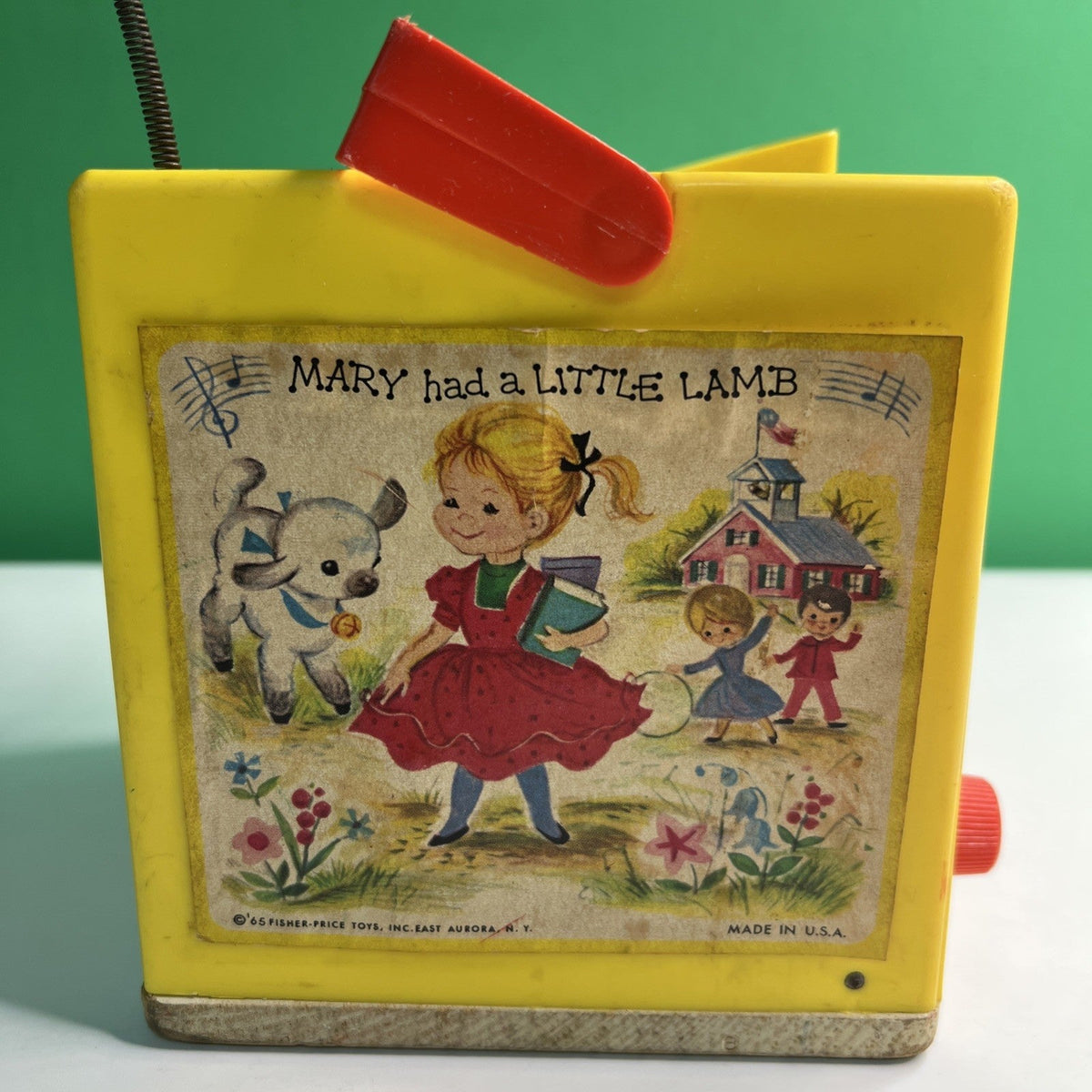 VTG '64-'65 Fisher Price Peek A Boo Screen TV #195 Toy Music Box. Works!