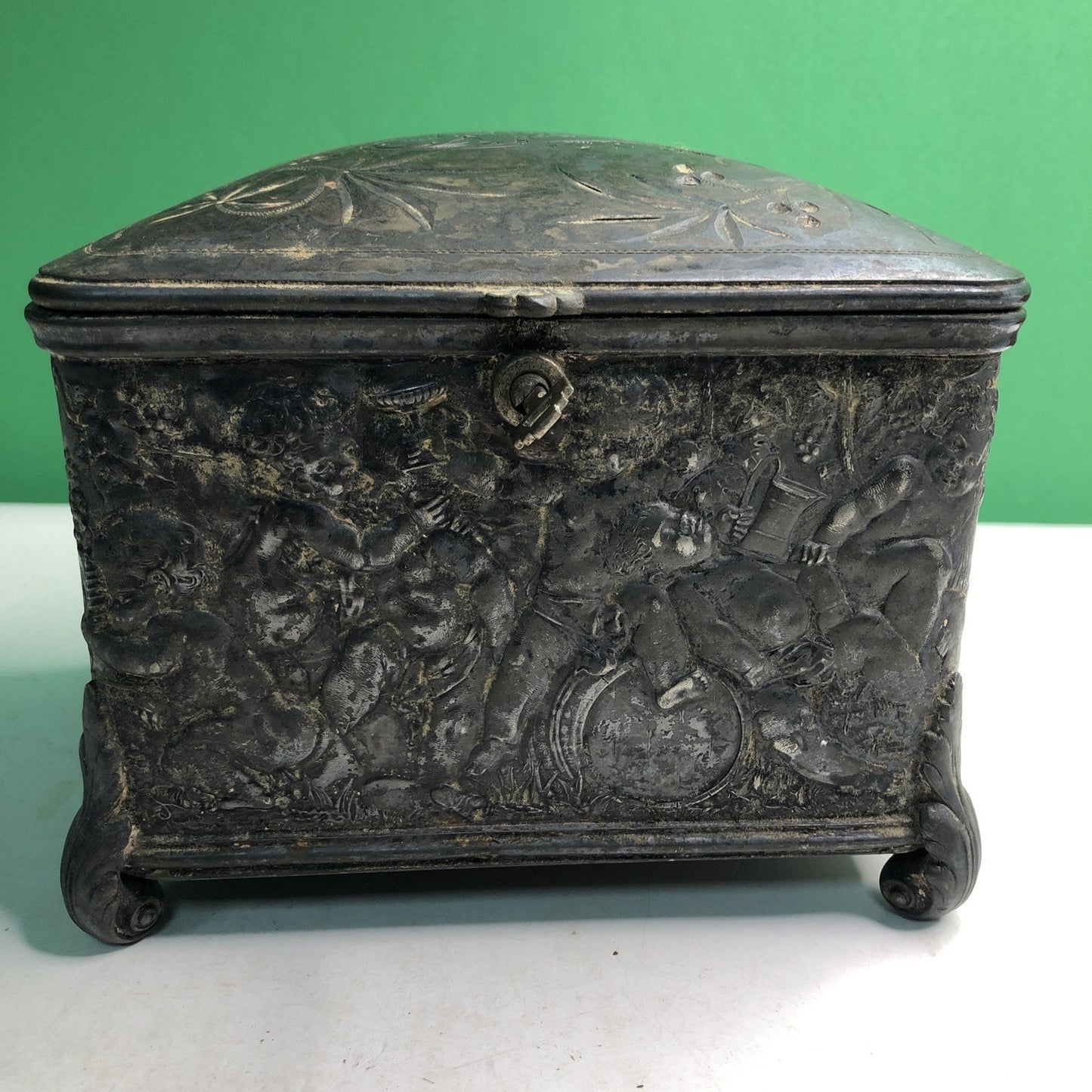 Antique Reed & Barton Silverplate Humidor #130 Cherubs With Key Monogrammed Top