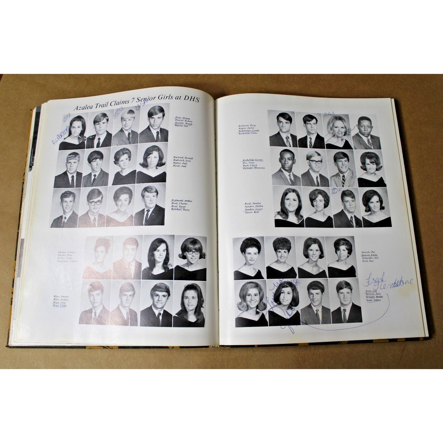 1969 Davidson High School Mobile, Alabama Toshoa Yearbook