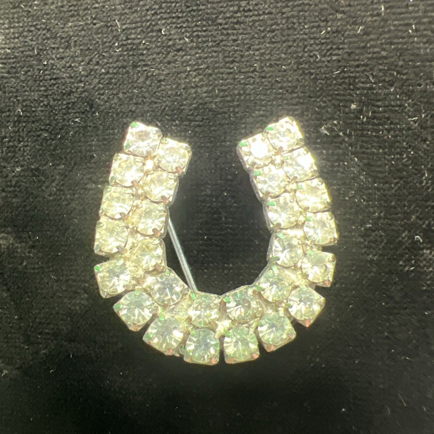 Vintage Horeshoe Lapel Scarf Brooch Pin Rhinestones Costume Jewelry 1” Wide