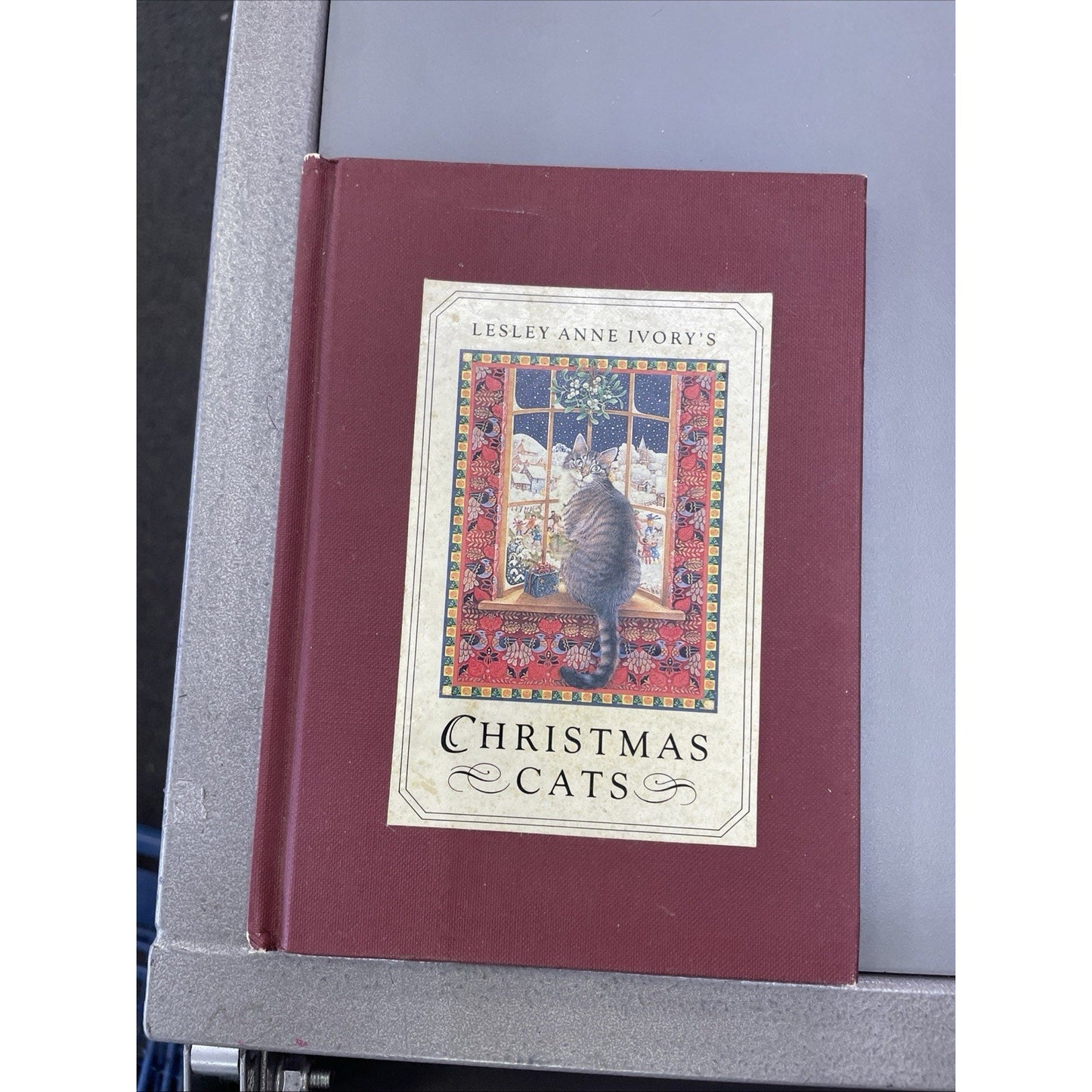 Lesley Anne Ivory's Christmas Cats 1991 First American Edition Hardcover