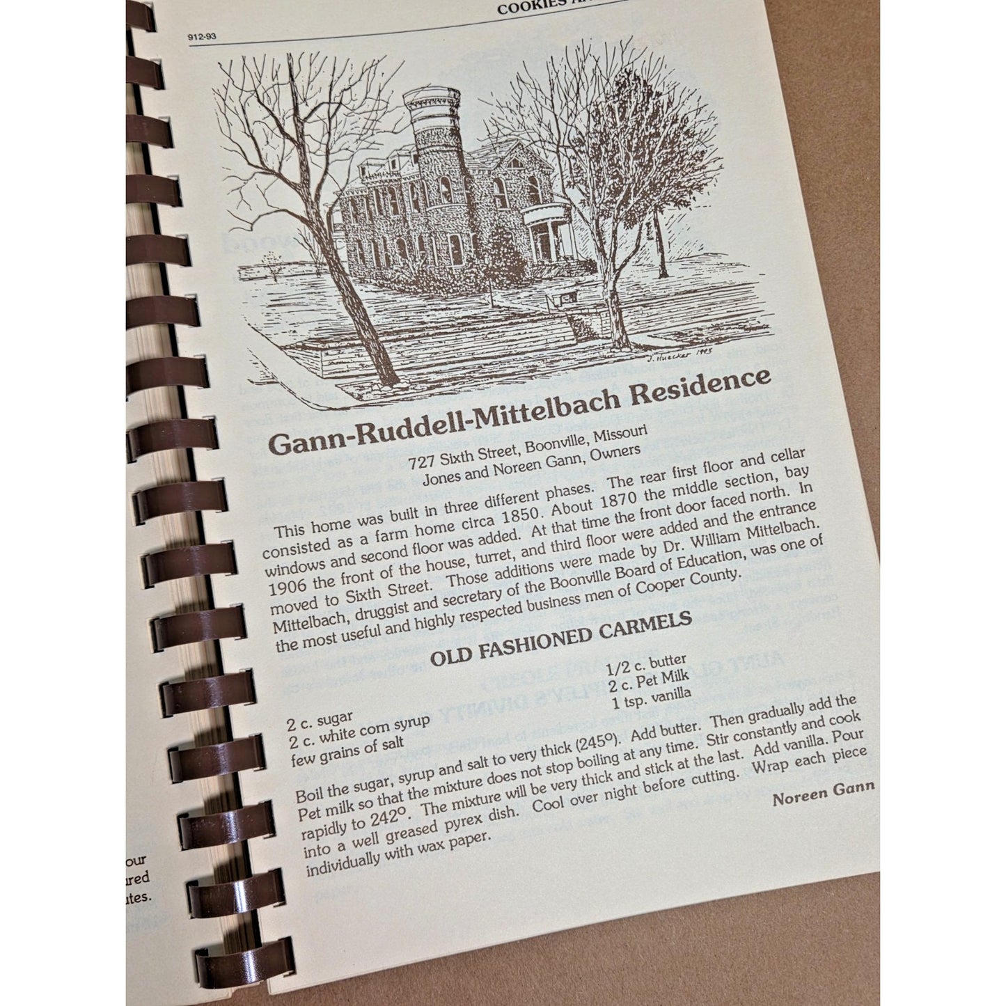 Vintage 1993 Boone's Lick A la Carte: Missouri History & Heritage Cookbook