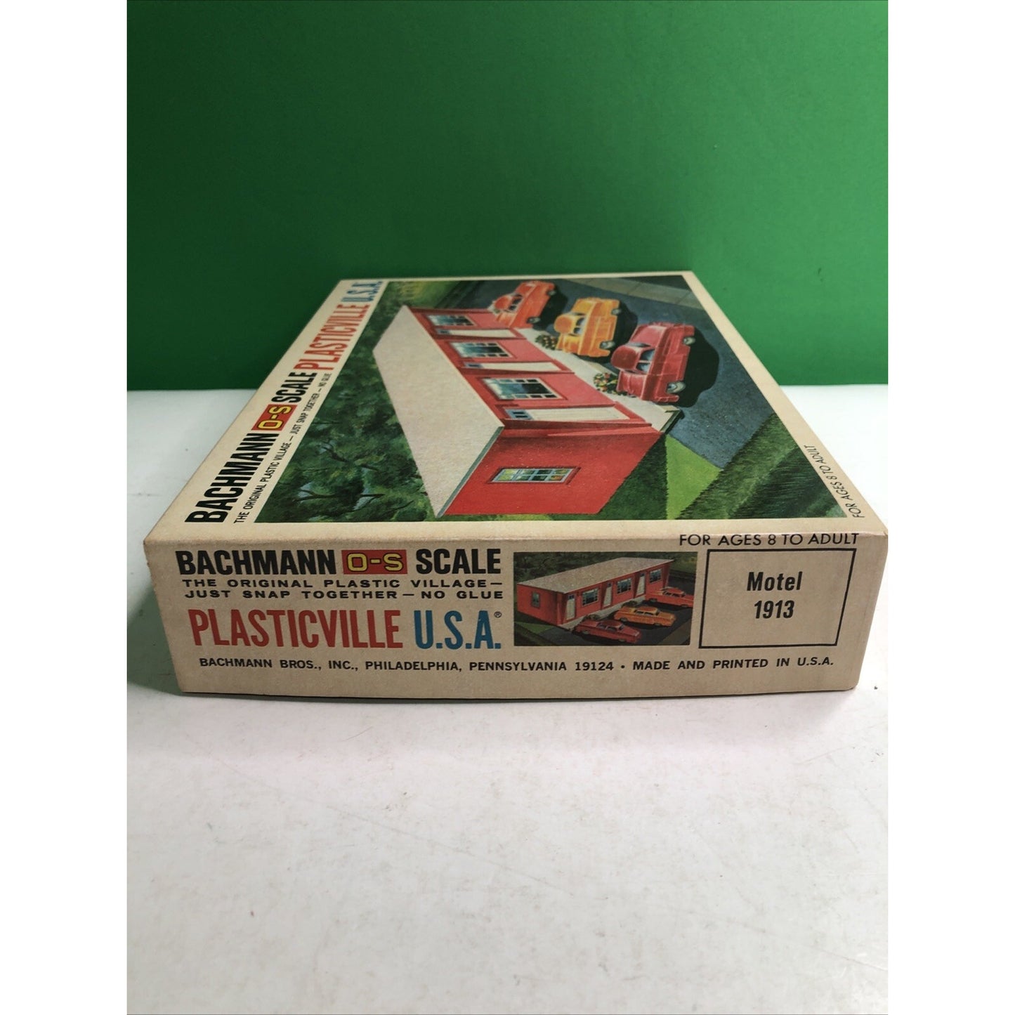 Bachmann Plasticville O/S Scale #1913 Motel Snap Fit Train Scenery Accessory