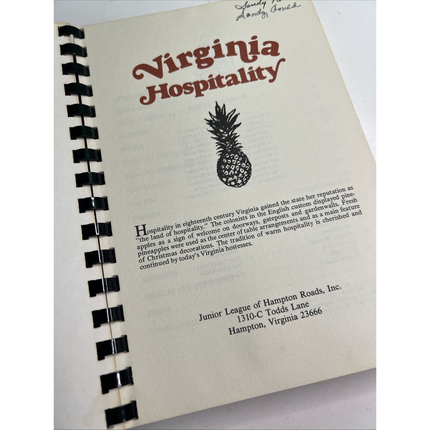 Virginia Hospitality by Junior League of Hampton Roads, Inc Cookbook PB 1985