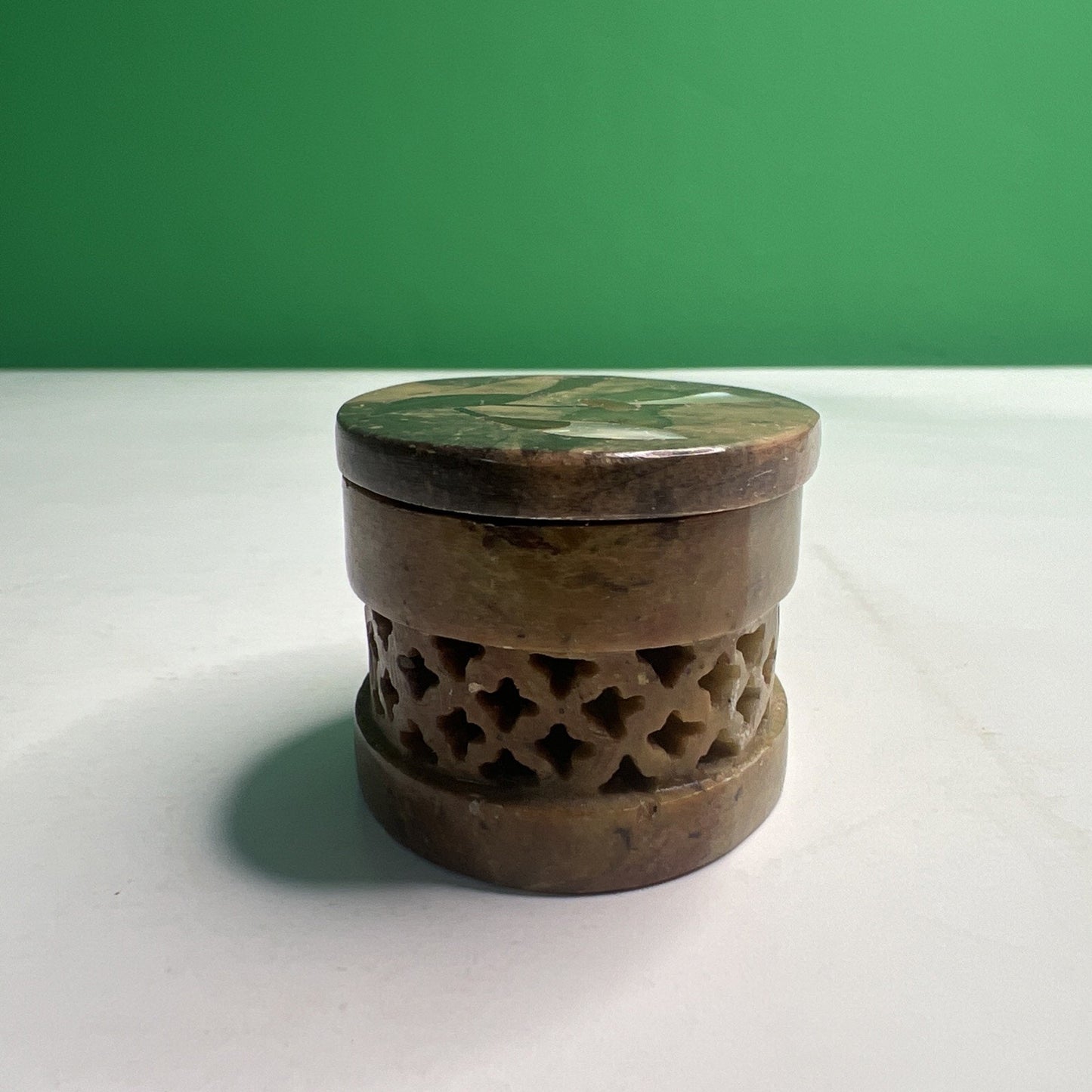 Fetco Carved Soapstone Small Inlaid Oval Box Trinket Vanity Natural Stone Lid