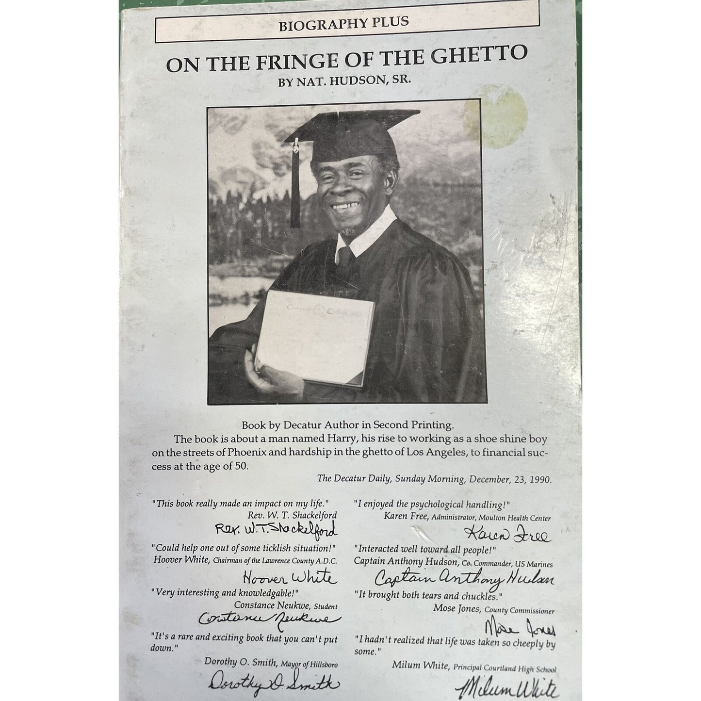 On The Fringe Of The Ghetto by Nat Hudson Sr. Signed By Author PB 1990 2nd Print