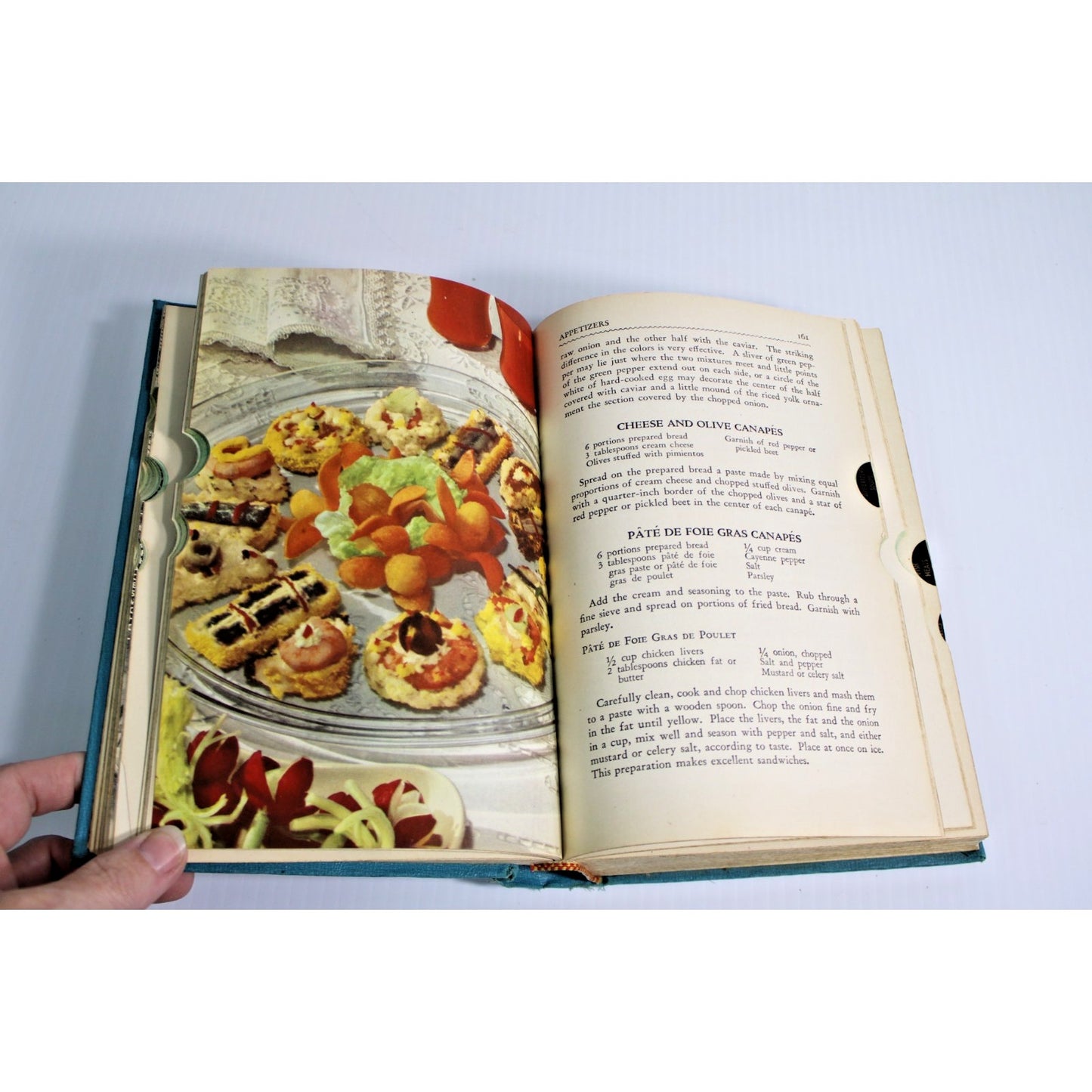 Vintage 1946 The American Woman's Cook Book- Ruth Berolzheimer National Binding