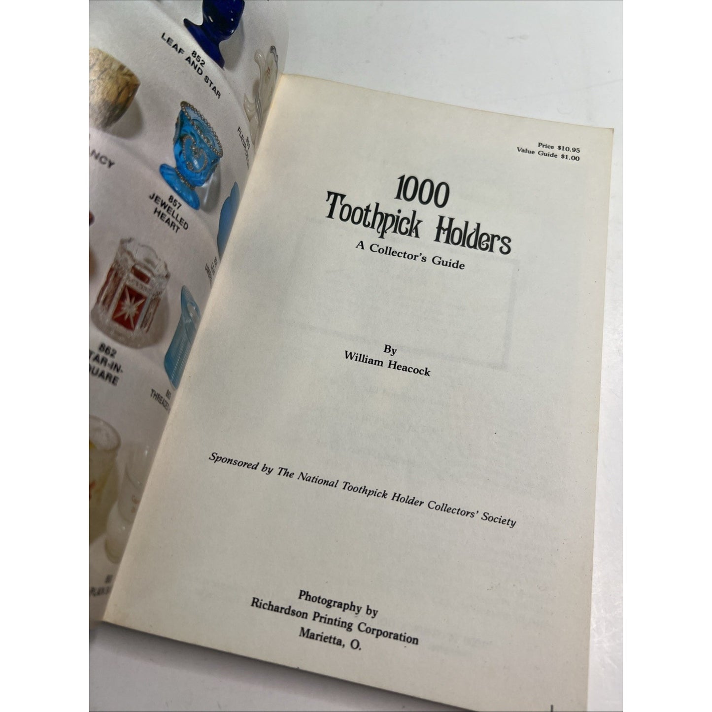 1000 Toothpick Holders A Collector 's Guide by William Heacock 1977 PB Book