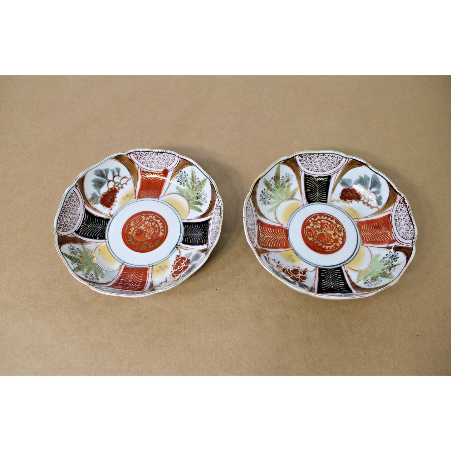 Pair of Antique 19th Century Imari Low Bowls w/ Scalloped Edges, 6" D.