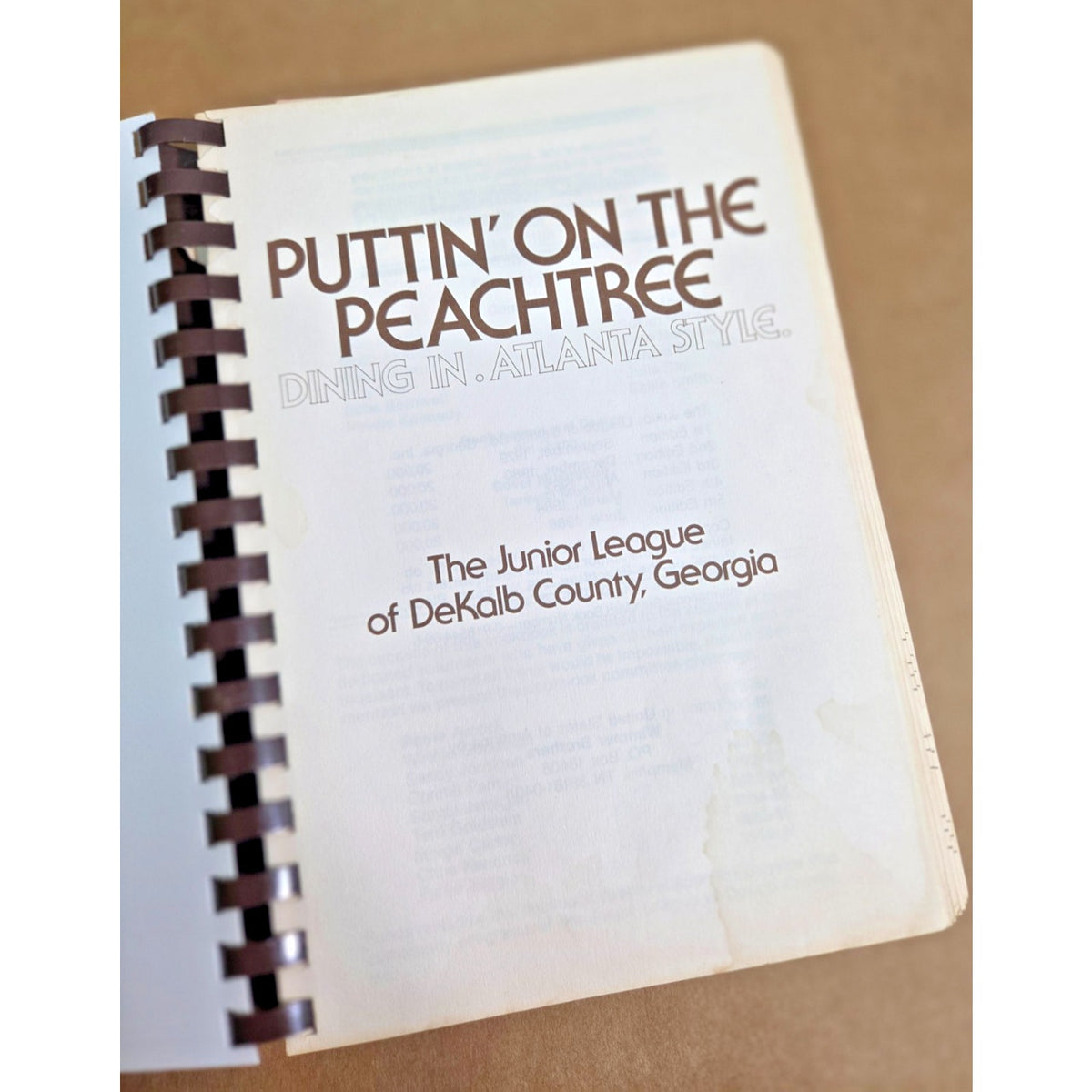 Vintage 1986 Puttin' on the Peachtree Cookbook Junior League DeKalb GA