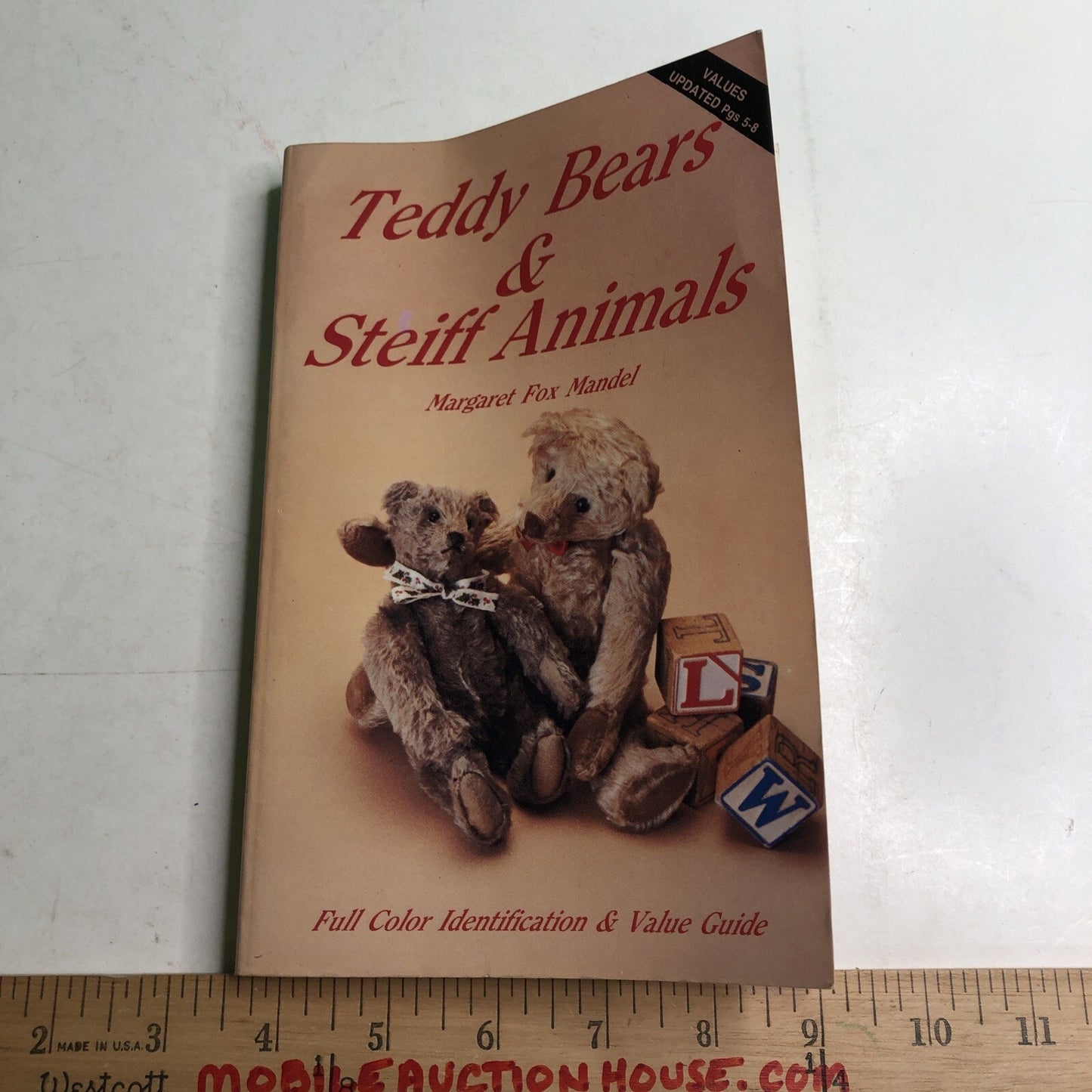 Teddy Bears and Steiff Animals by Margaret Fox Mandel 1984 Trade Paperback