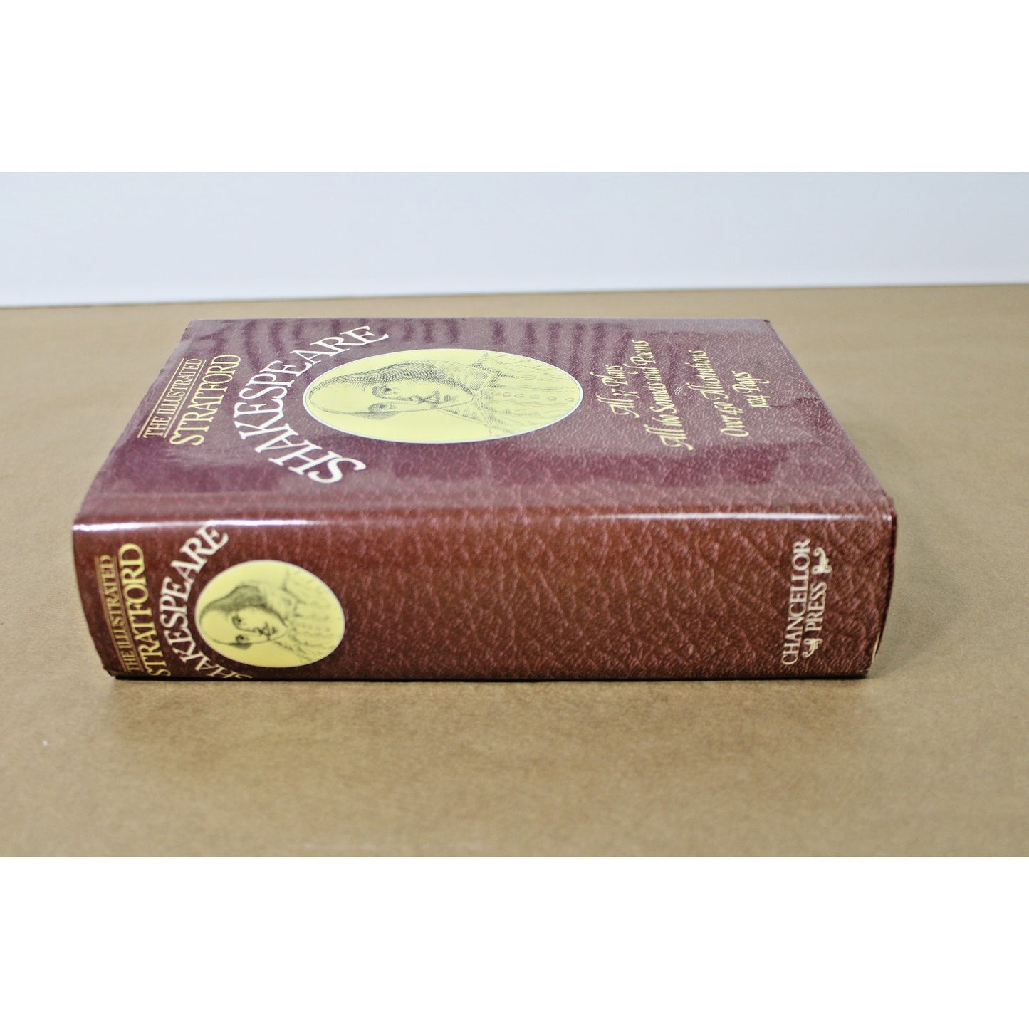 The Illustrated Stratford Shakespeare, All 37 Plays, 160 Sonnets & Poems, HC/ DJ