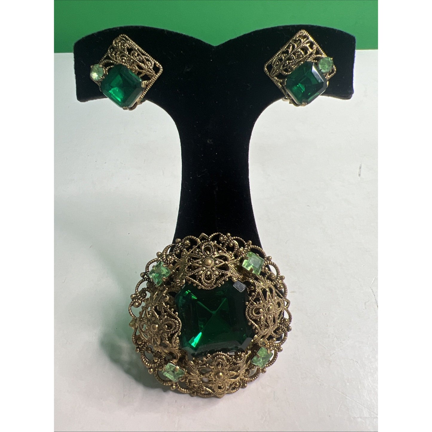 Vintage Czech Green Glass Filigree Signature Brooch & Clip On Earrings Set 1930s