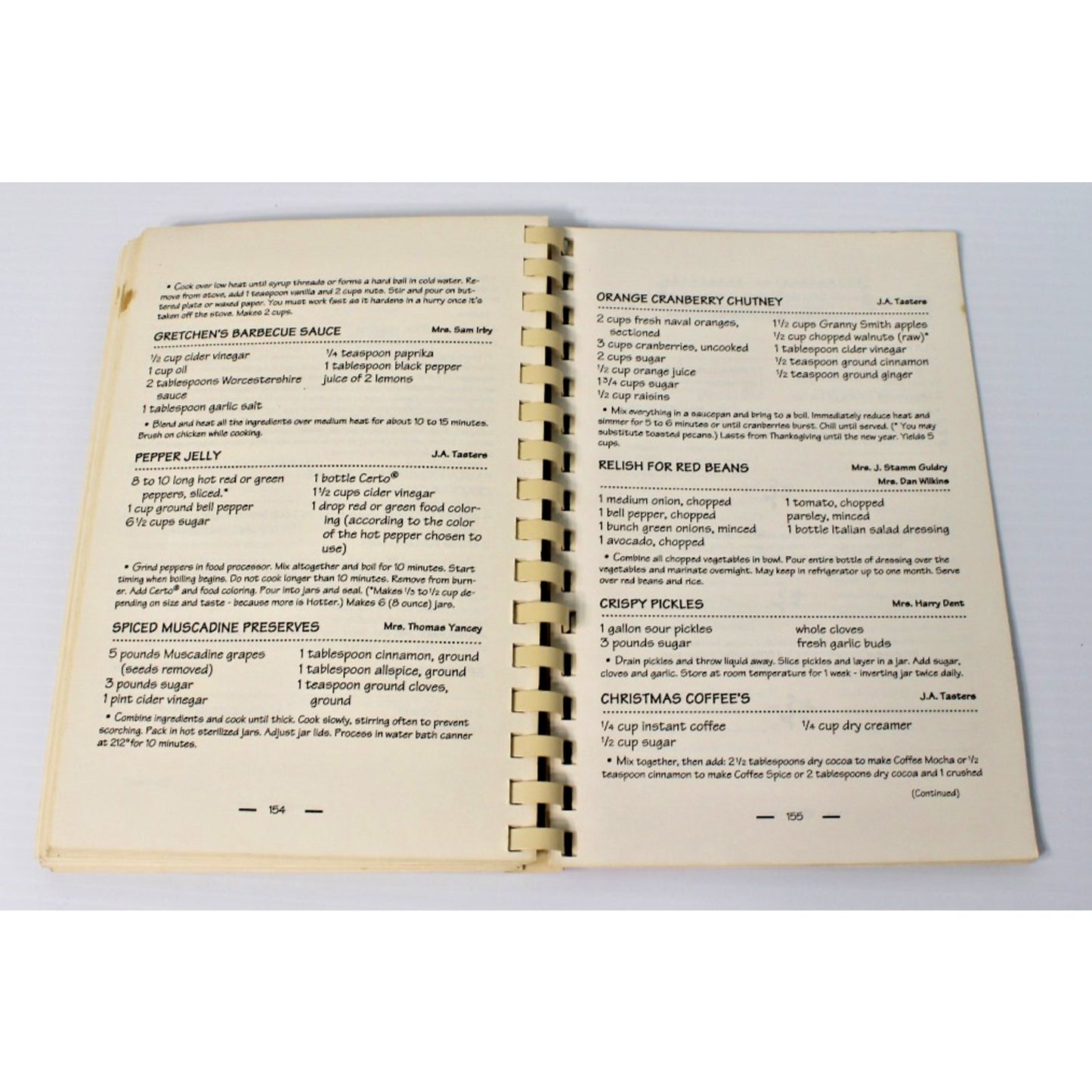 Bay Seasons Cookbook, 1996 Jr. Auxiliary of the Eastern Shore, Mobile Bay, AL