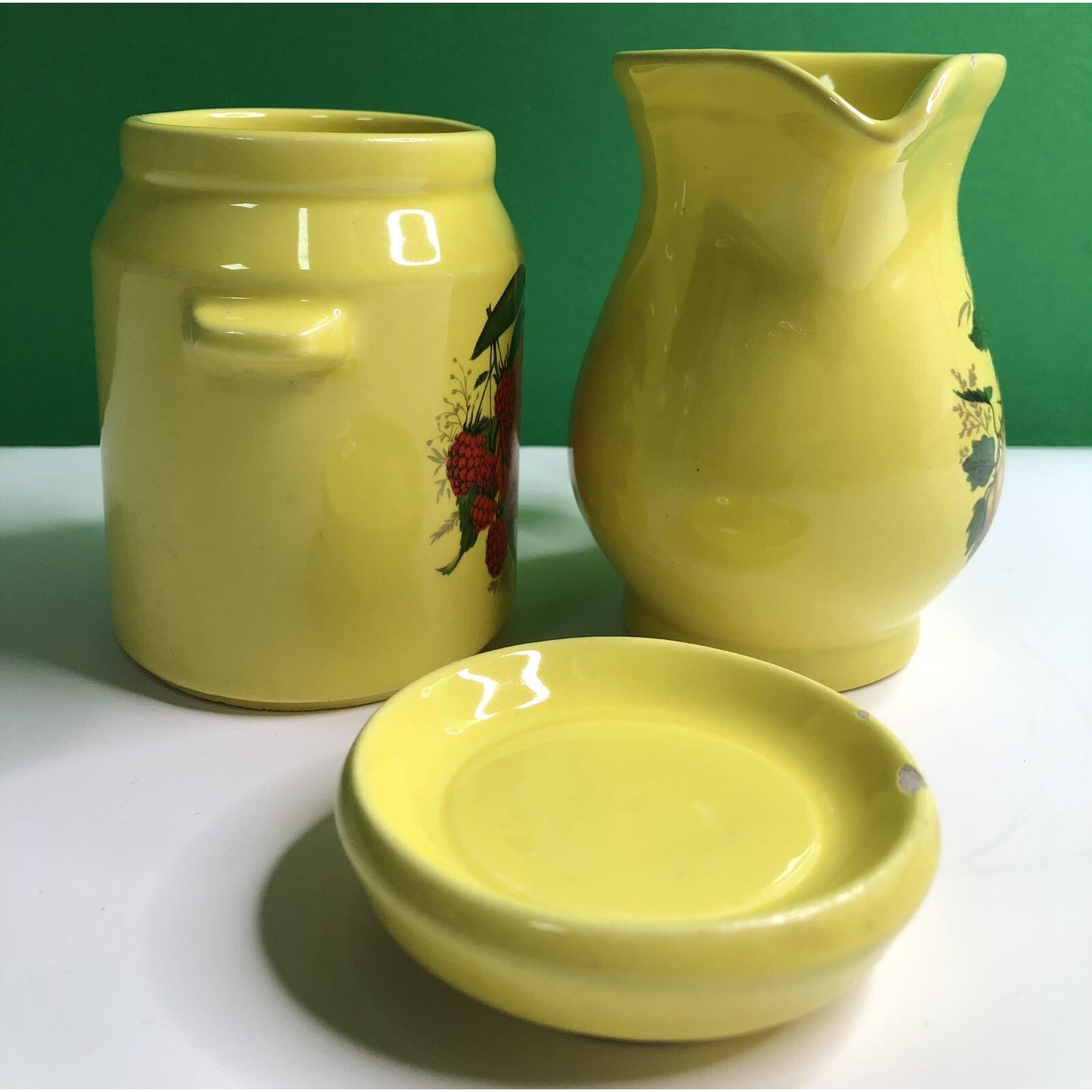 MCM HYALYN USA POTTERY Pair SUGAR With LID #907 & CREAMER #906 Fruits & Berries