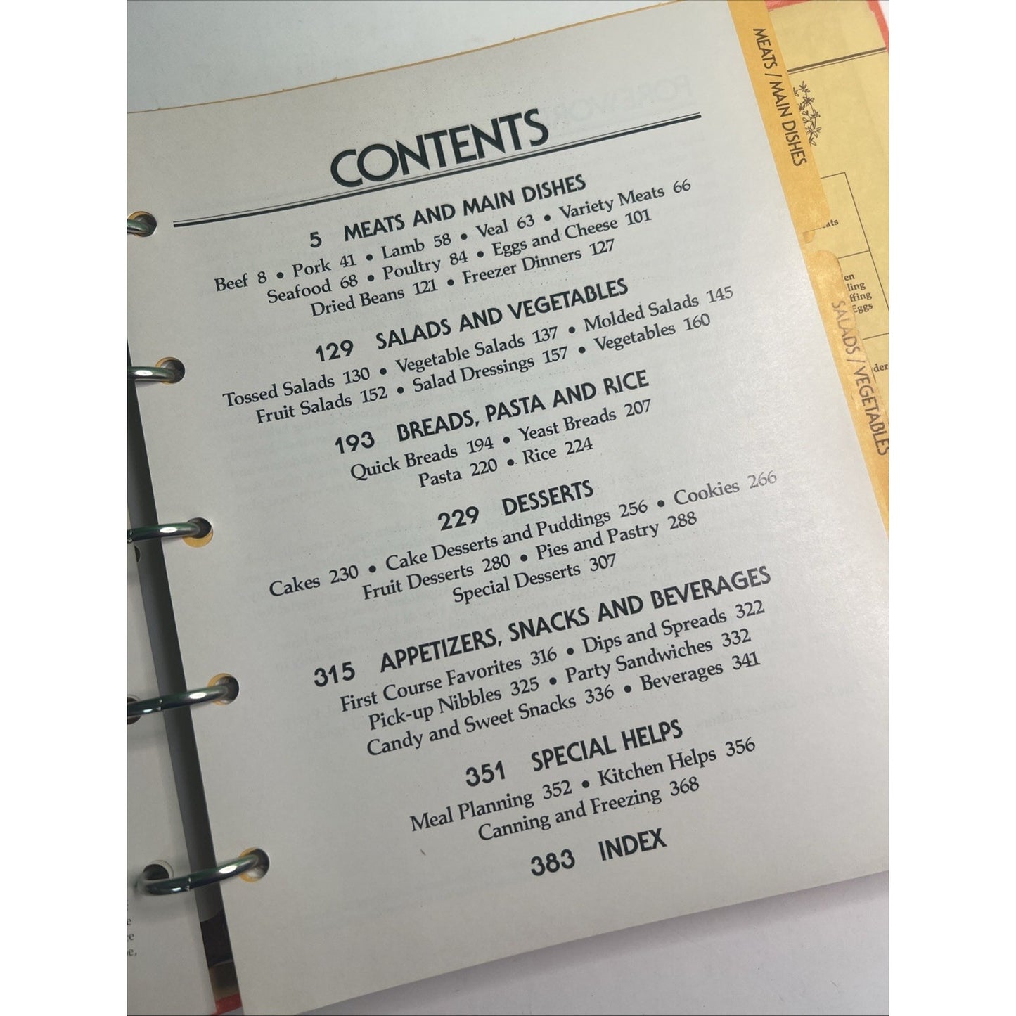 1984 Betty Crockers Hardcover Ring Bound Cookbook