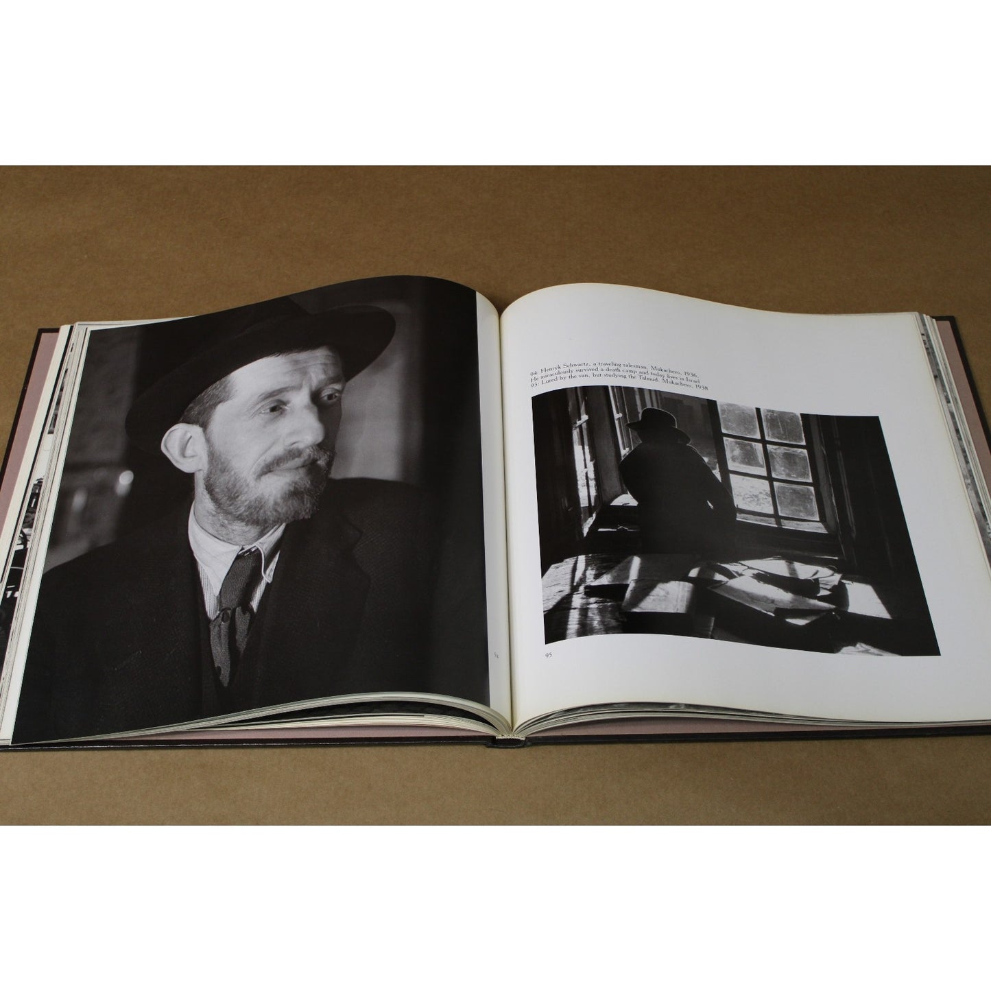VTG 1983 Hardcover First Edition, A Vanished World, Roman Vishniac, Photography