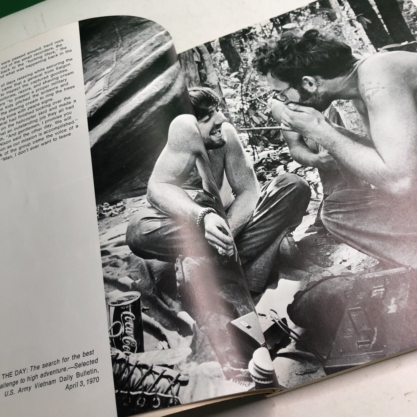 The Vietnam Photo Book by Mark Jury 1971 Paperback 1st Edition RARE