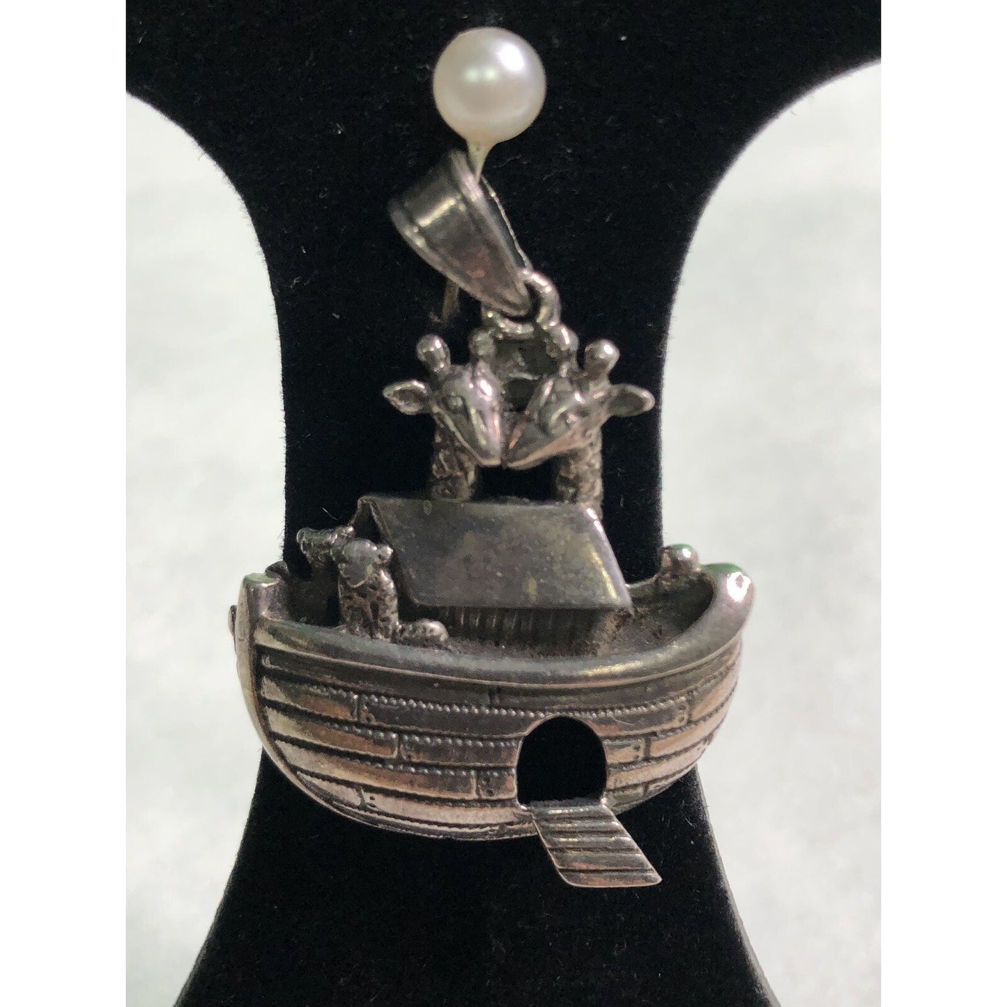925 Sterling Silver Vintage Animals Boat Noah's Ark Theme Pendant Giraffes