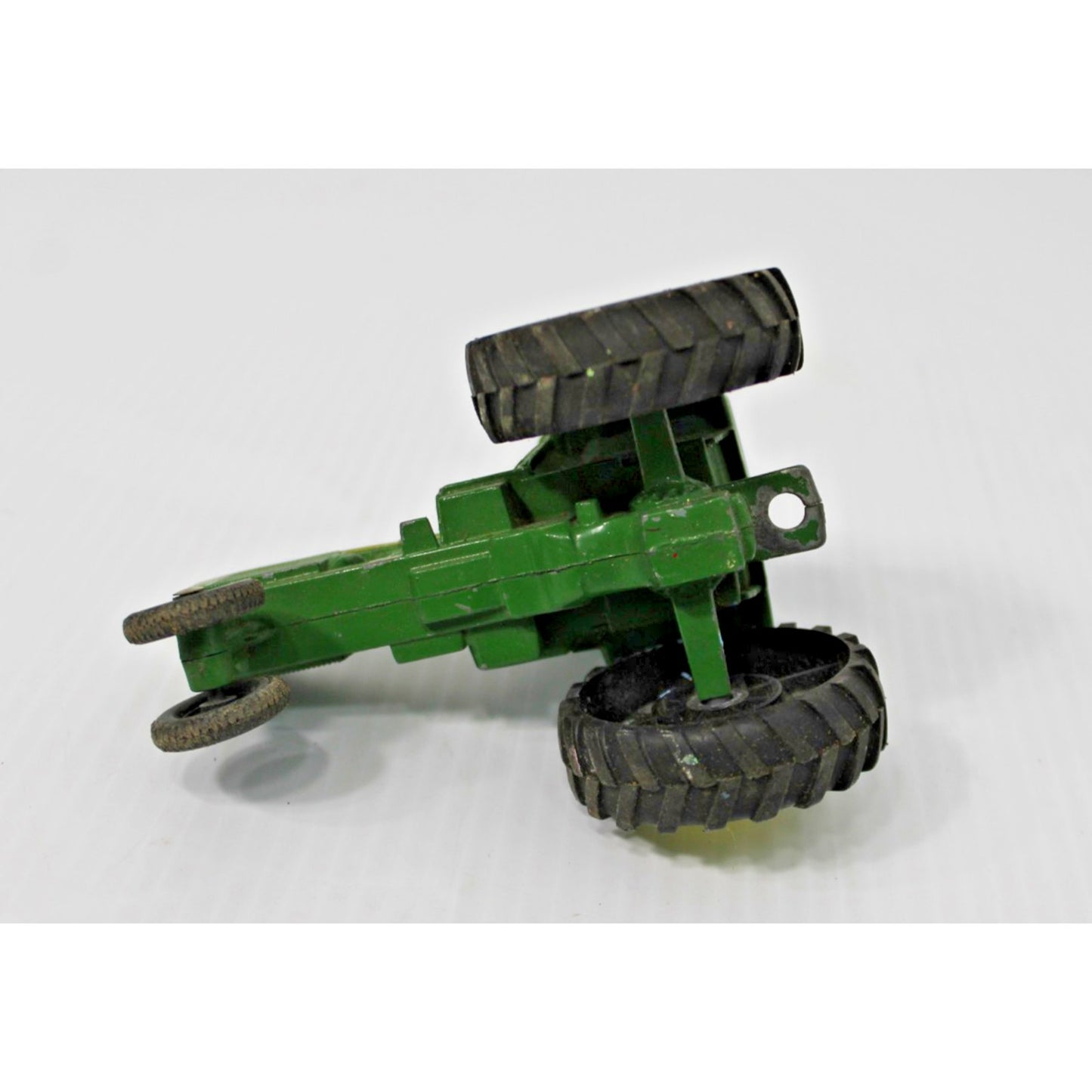 Vintage ERTL Co. Metal John Deere Tractor and Trailer Toy Set with Figure 1:16