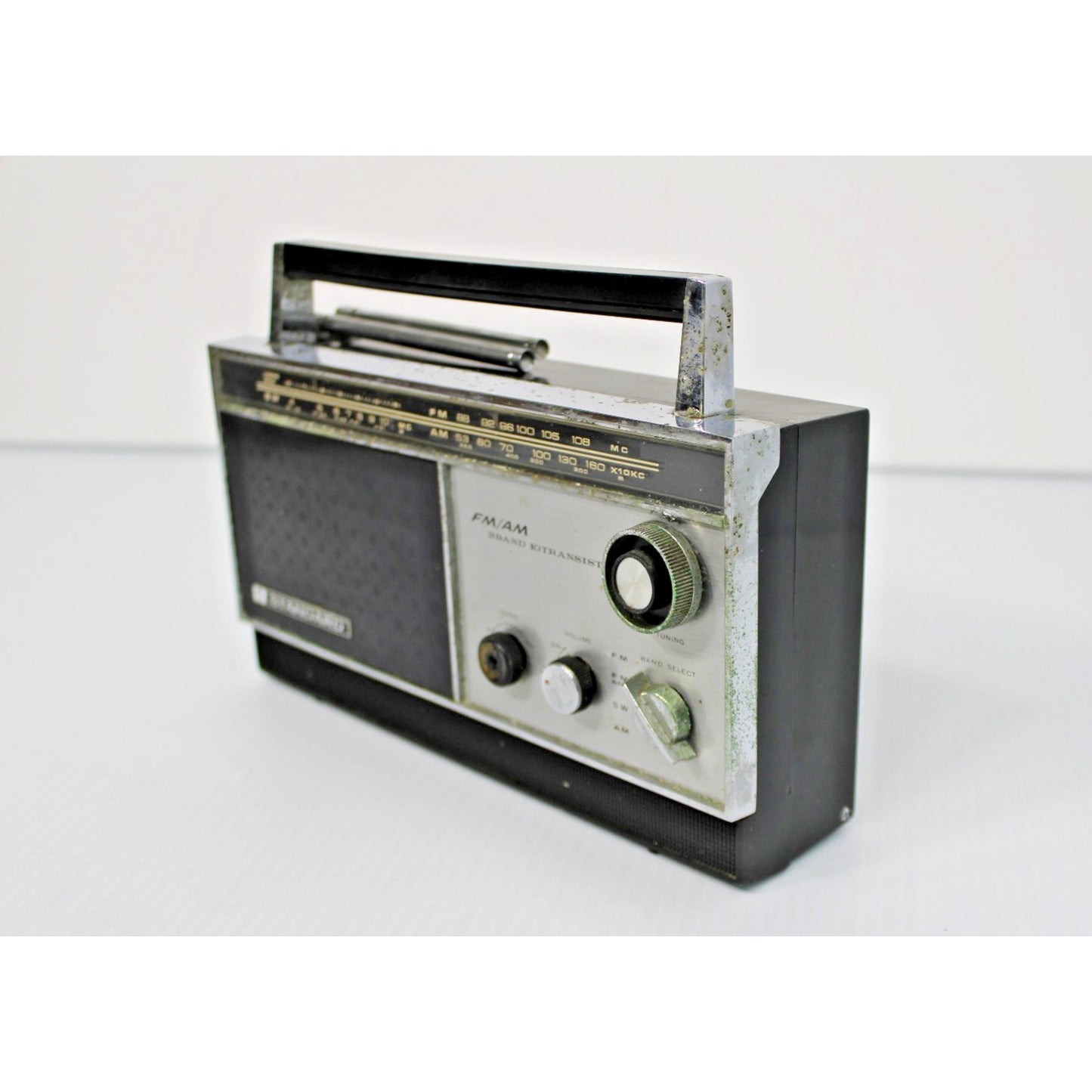 Vintage Retro Standard Portable 3-Band AM/ FM/ SW Transistor Radio SR-J808FA