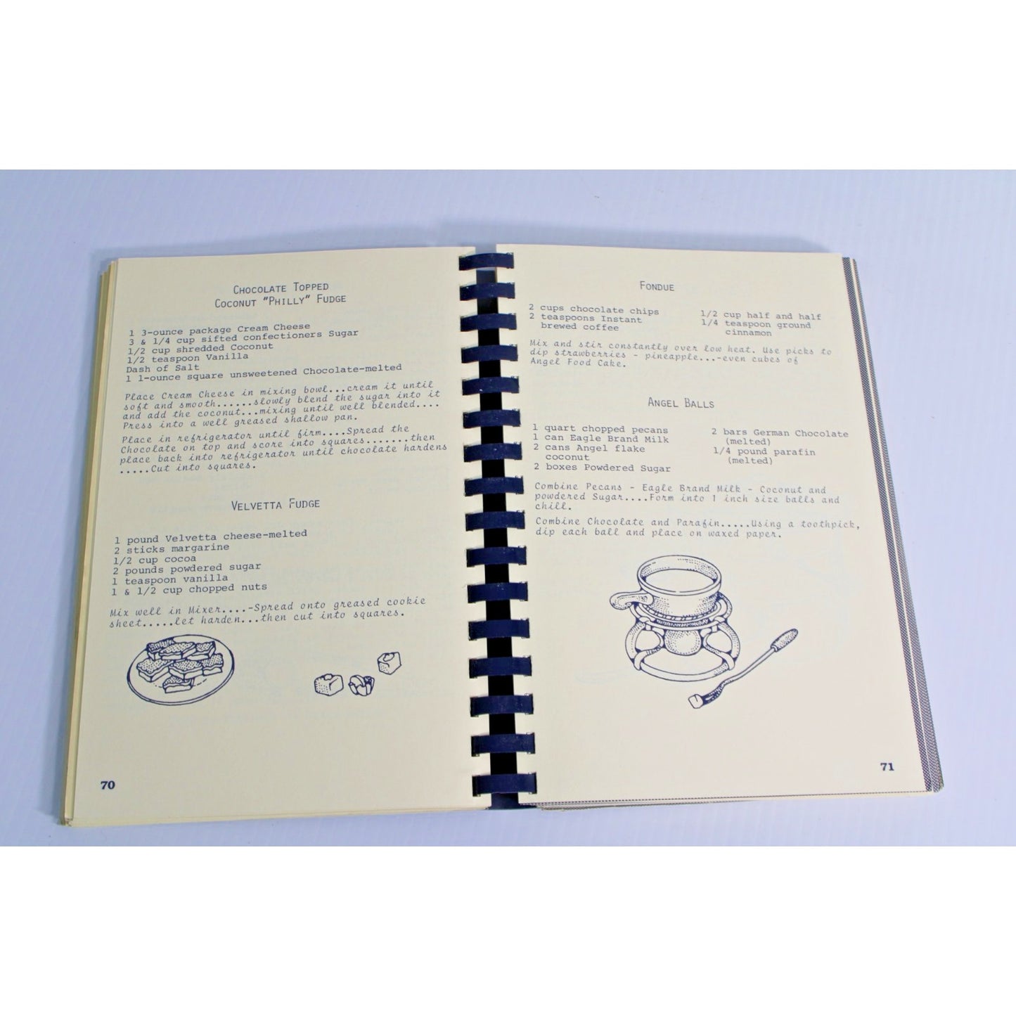 Vintage 1991 Faye Russell's Foods with Flair Cookbook Texas Signed Inscribed
