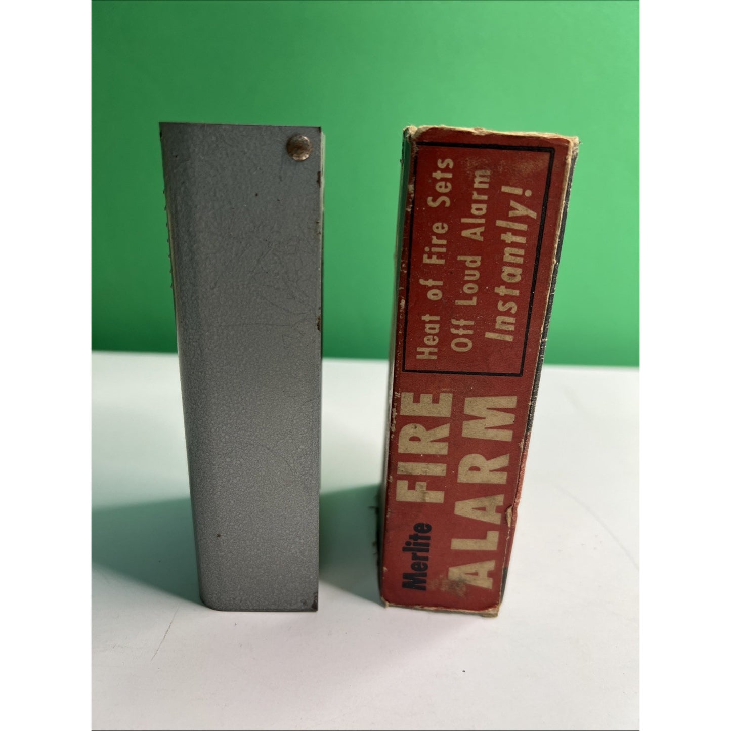 Merlite Fire Alarm No Wiring Hang Anywhere Vintage Silver Open Box